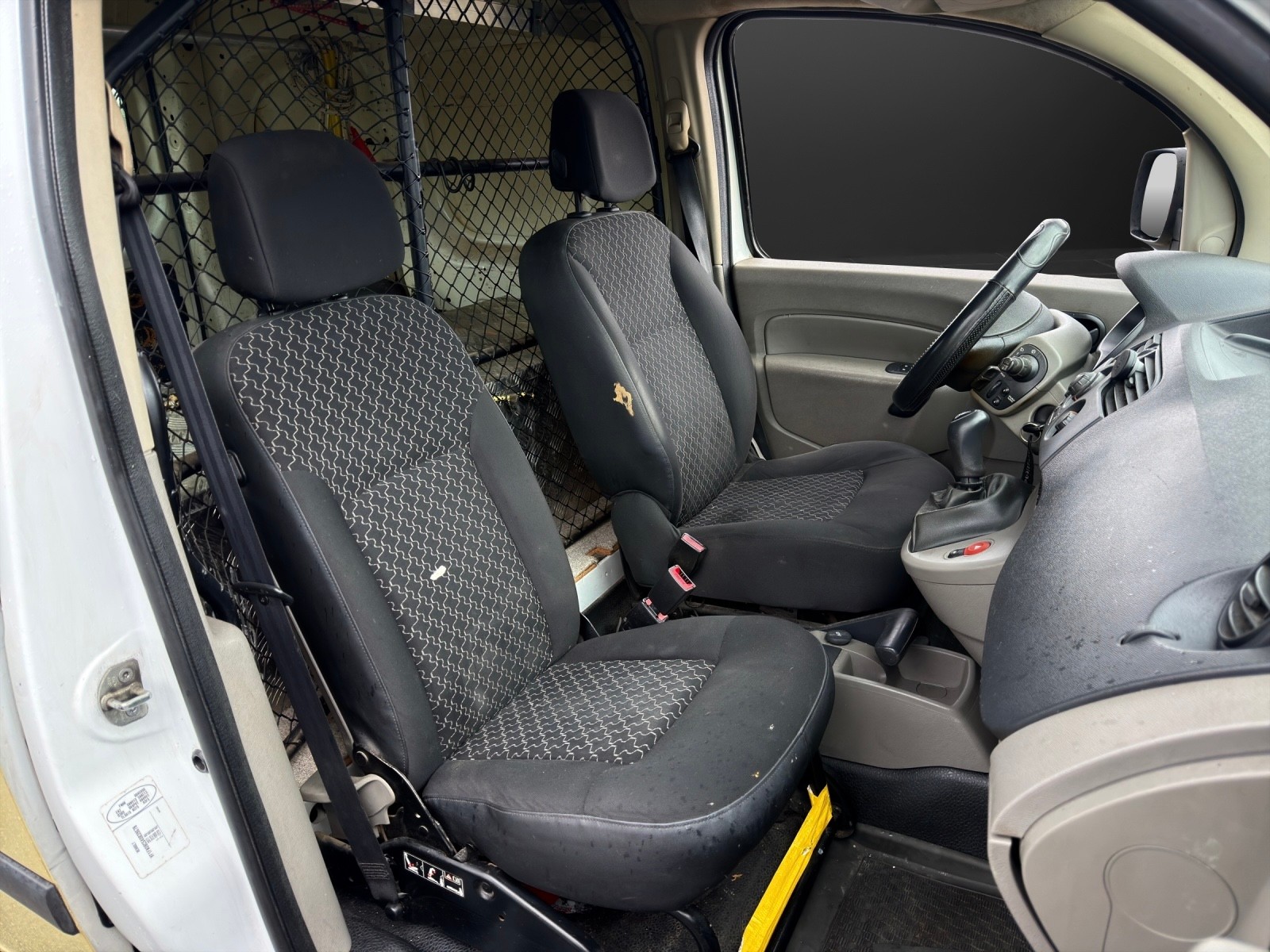 RENAULT Kangoo dCi 85-image-8