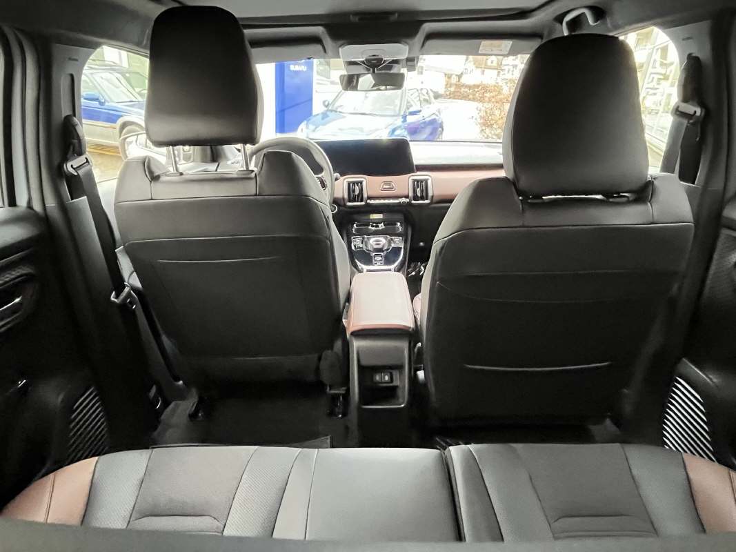 SUZUKI e Vitara Compact Top 4x4-image-5