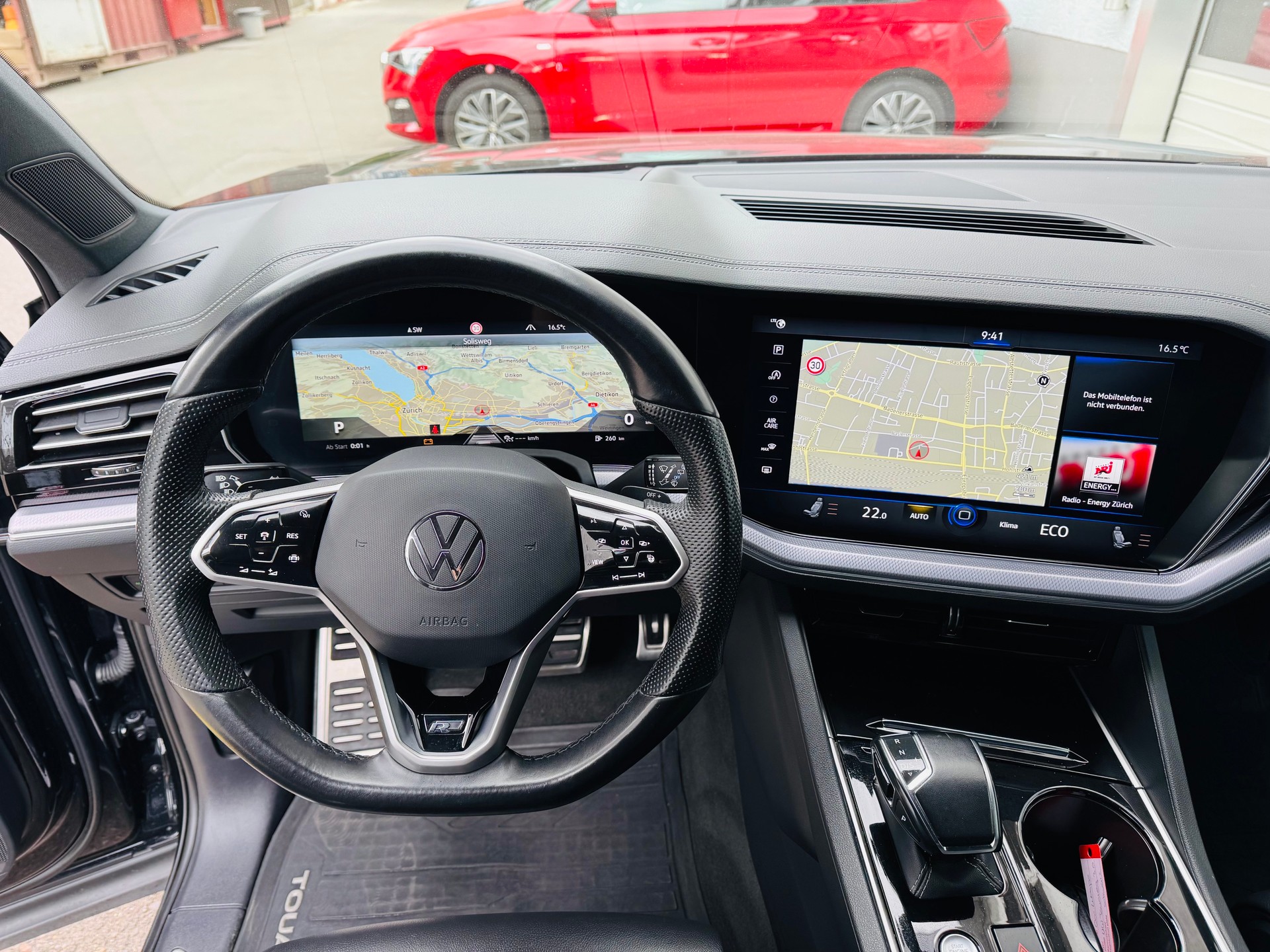 VW Touareg 3.0 TDI R Line Tiptronic-image-10