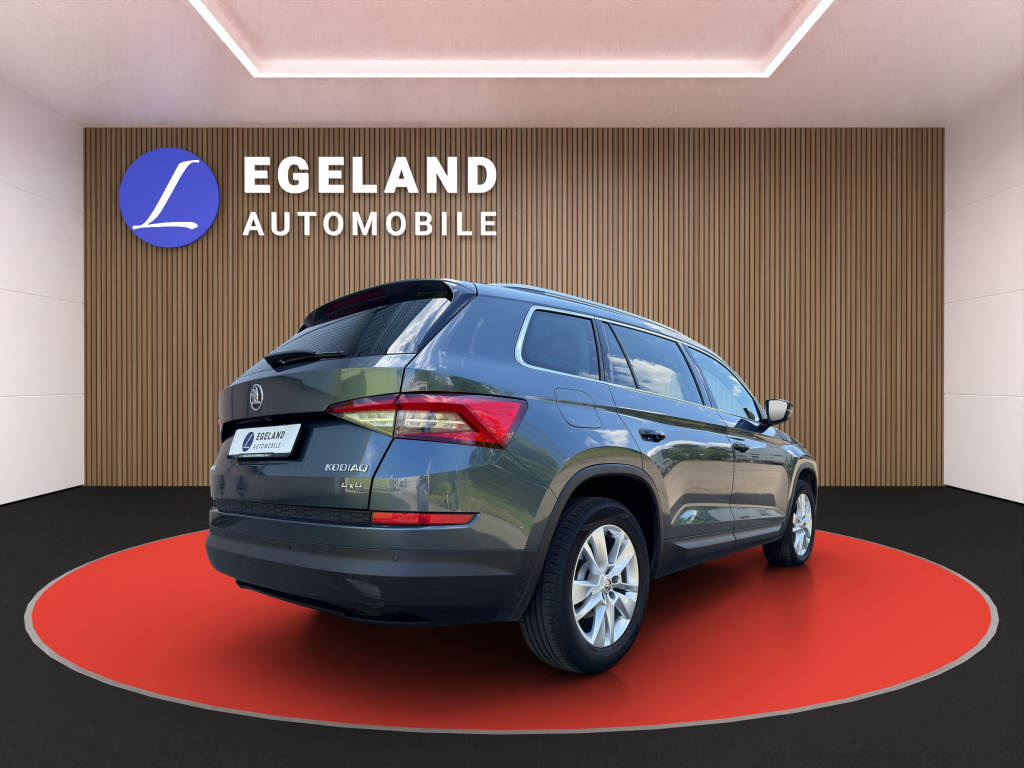 SKODA Kodiaq 2.0 TSI Style DSG 4x4-showroom-element-3