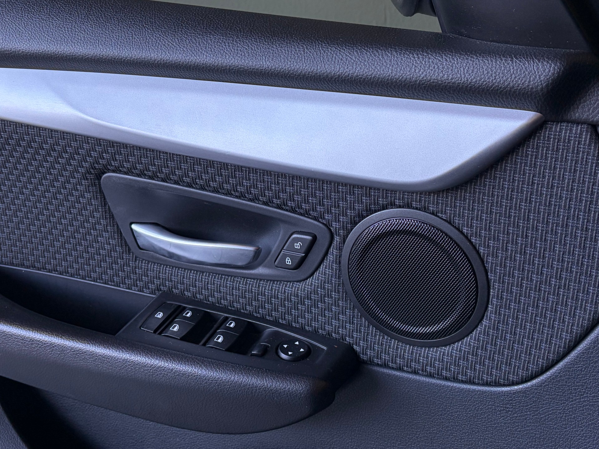 BMW 218i Active Tourer Steptronic *CH-Fahrzeug*-image-12