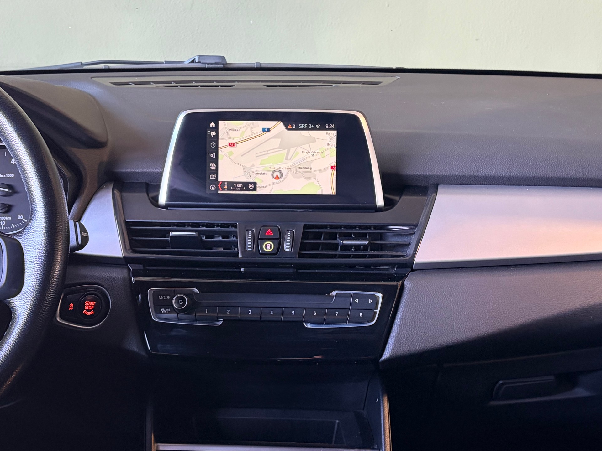 BMW 218i Active Tourer Steptronic *CH-Fahrzeug*-image-7