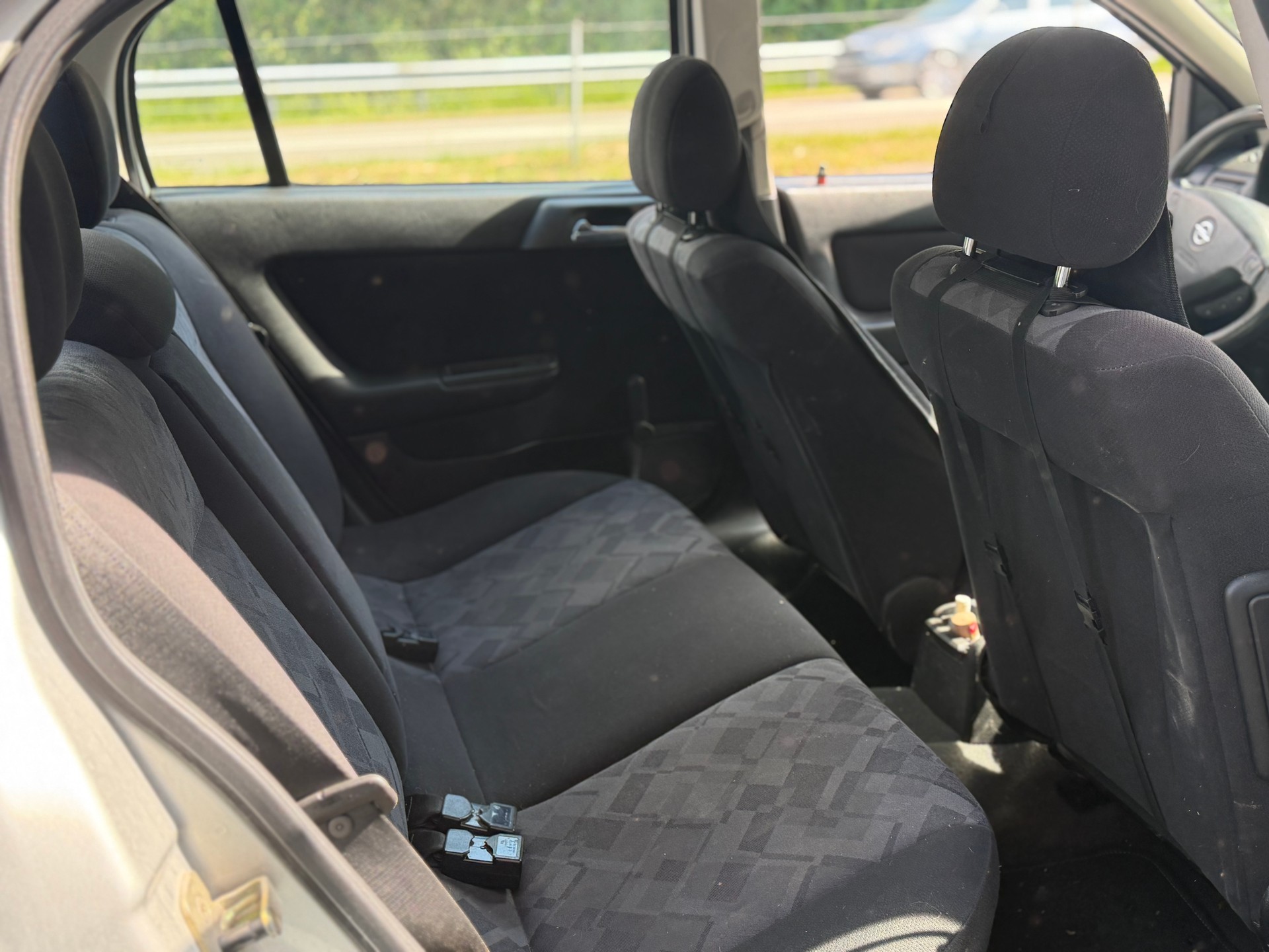 OPEL Astra 1.6i 16V Club-image-2
