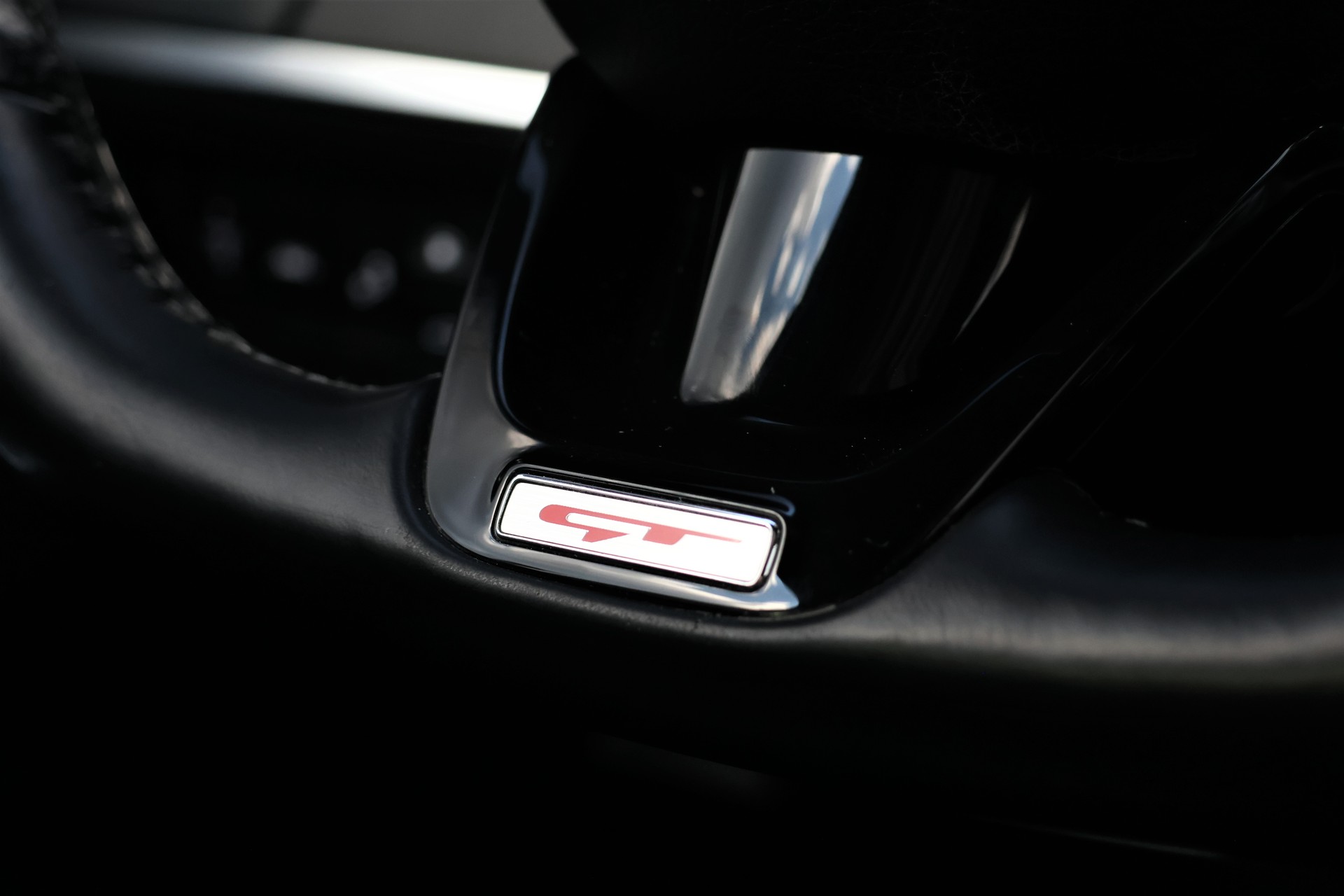 KIA Stinger 3.3 T-GDi GT Automat AWD (CH)-image-17