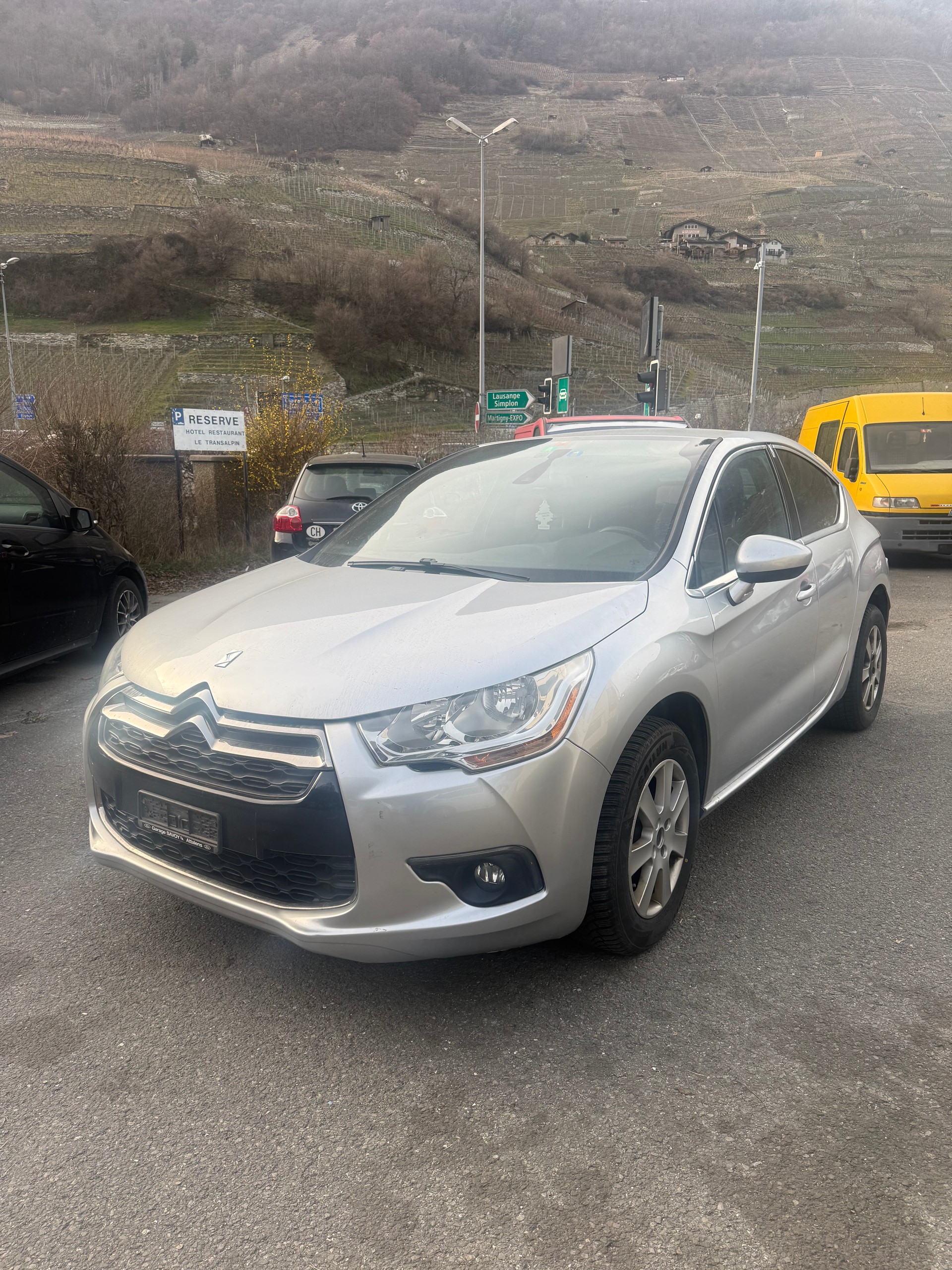 DS AUTOMOBILES DS4 1.6 THP SO Chic Automatic-image-2