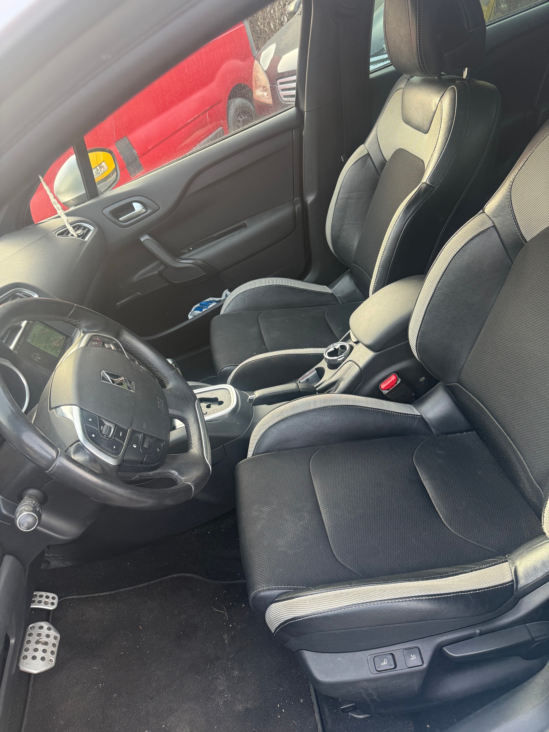 DS AUTOMOBILES DS4 1.6 THP SO Chic Automatic-image-7