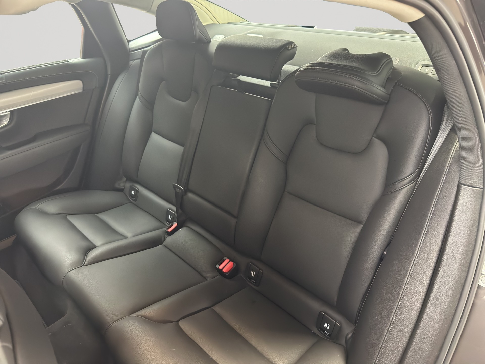 VOLVO S90 B4 Mild Hybrid Plus Bright Geartronic-image-7
