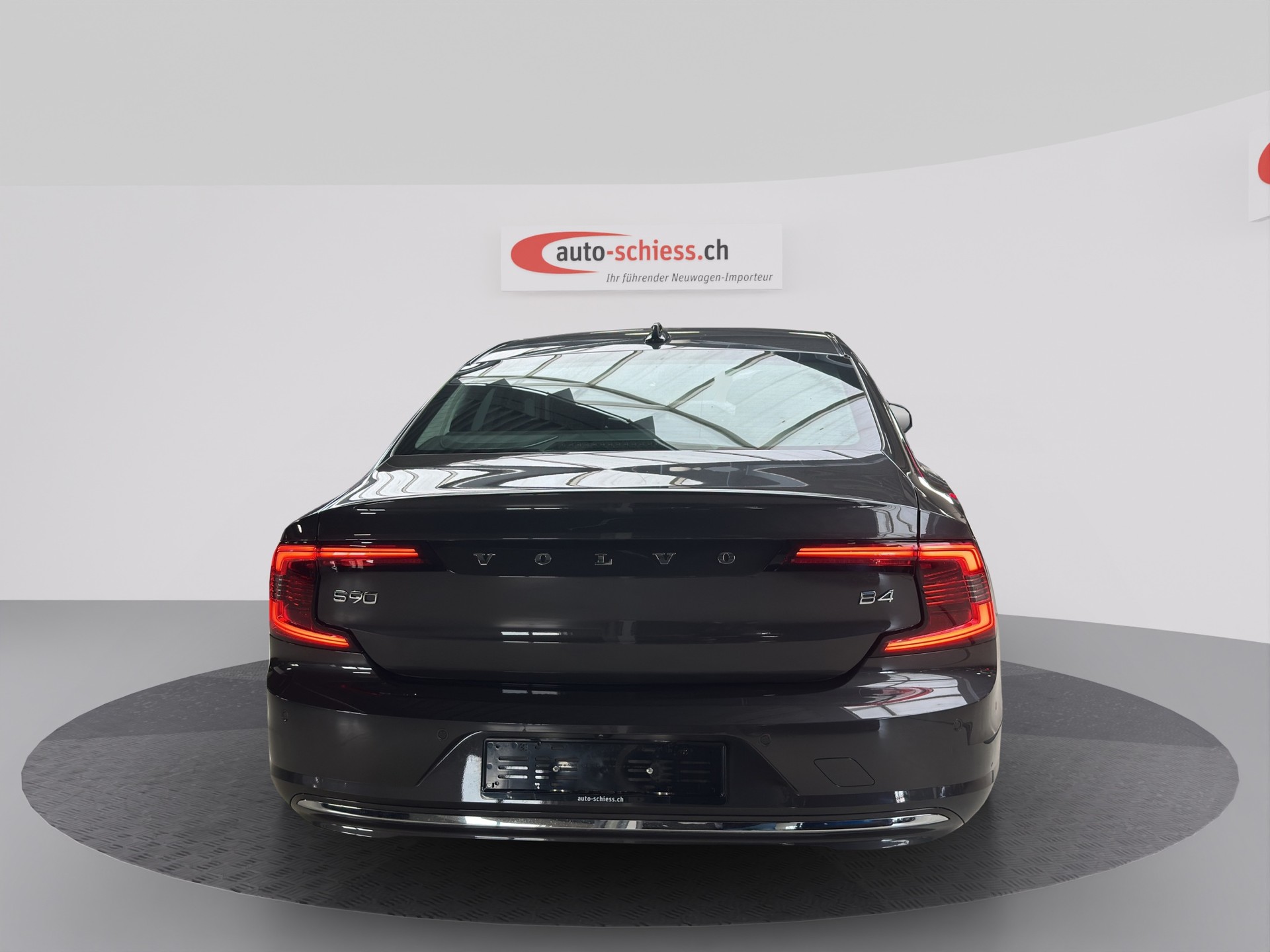 VOLVO S90 B4 Mild Hybrid Plus Bright Geartronic-showroom-element-3