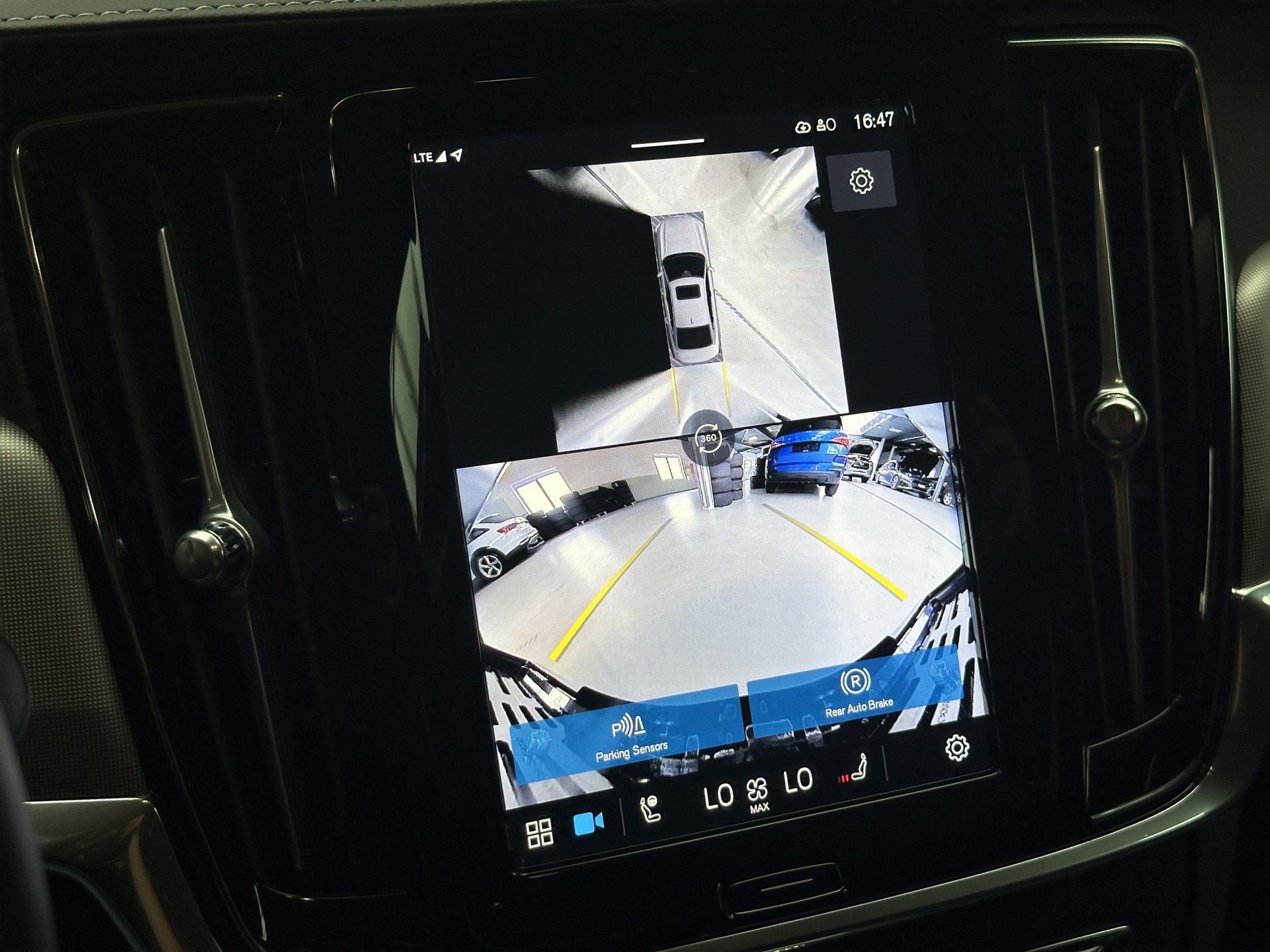 VOLVO S90 B4 Mild Hybrid Plus Bright Geartronic-image-12