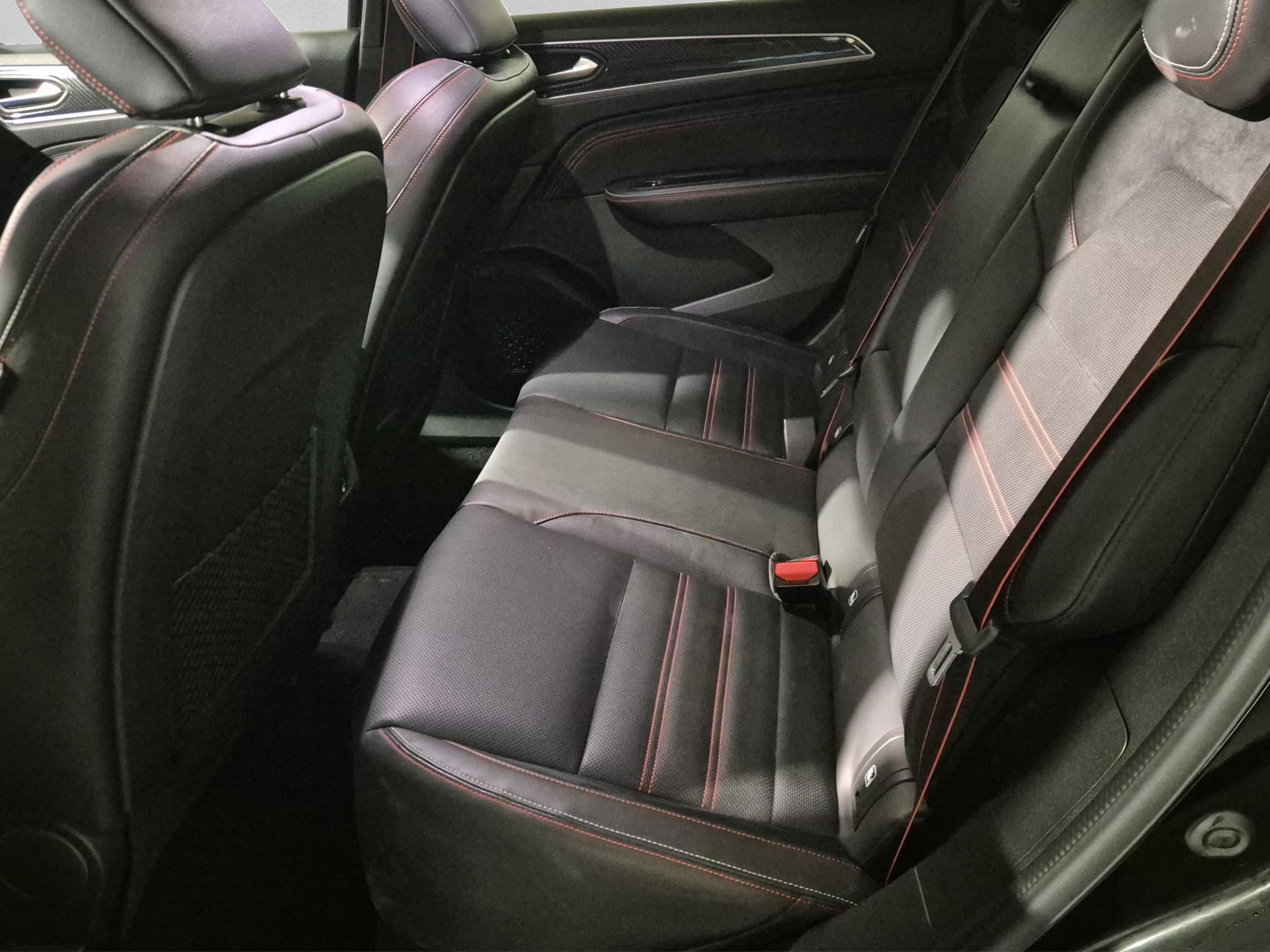 RENAULT Arkana 1.3 TCe R.S.Line EDC-image-14