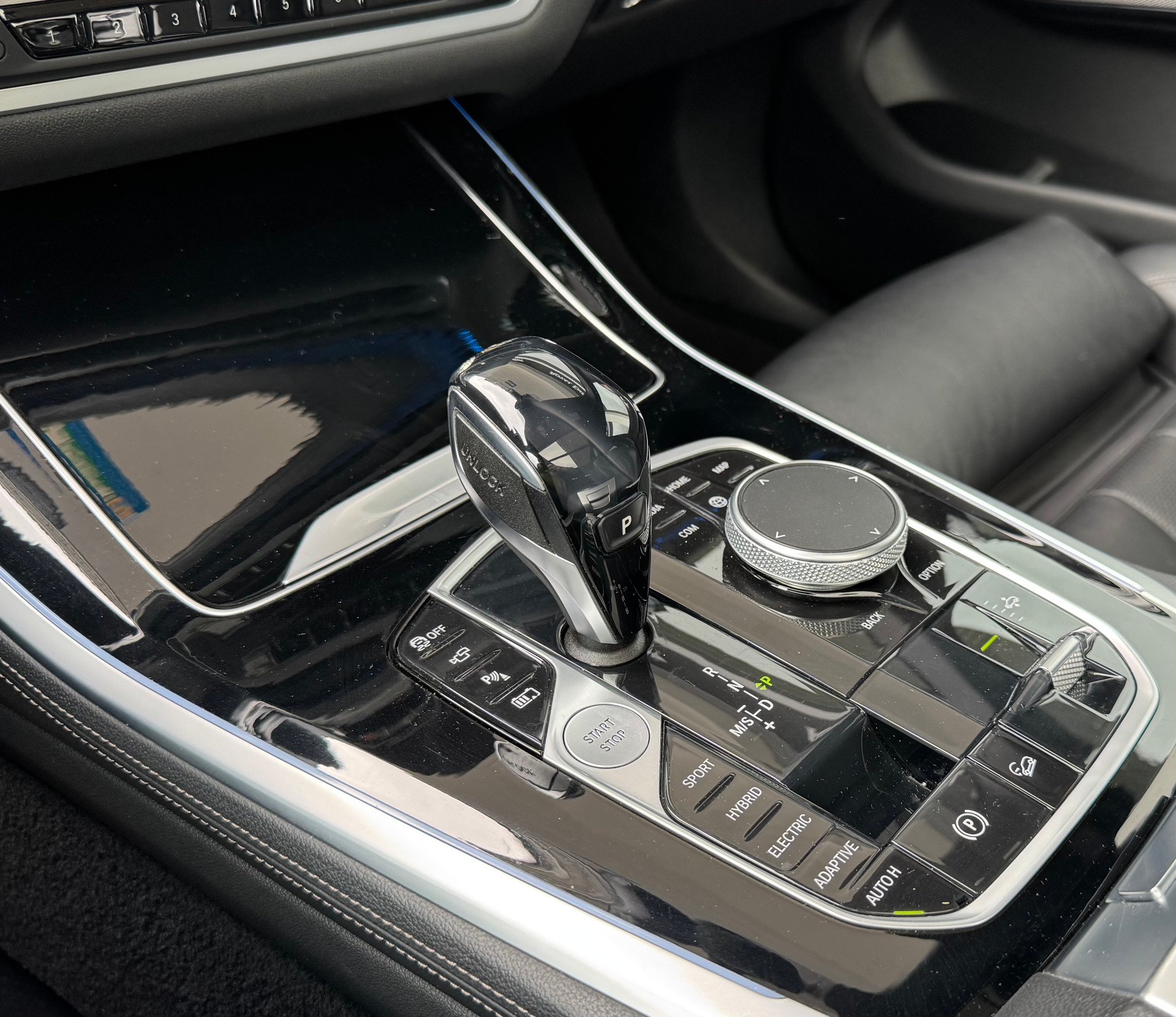 BMW X5 xDrive45e M Sport Plus Steptronic-image-21