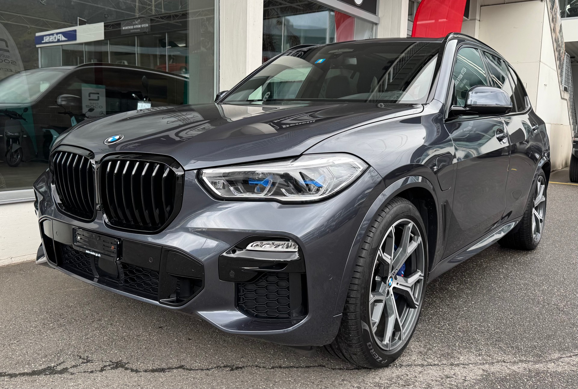 BMW X5 xDrive45e M Sport Plus Steptronic-image-5