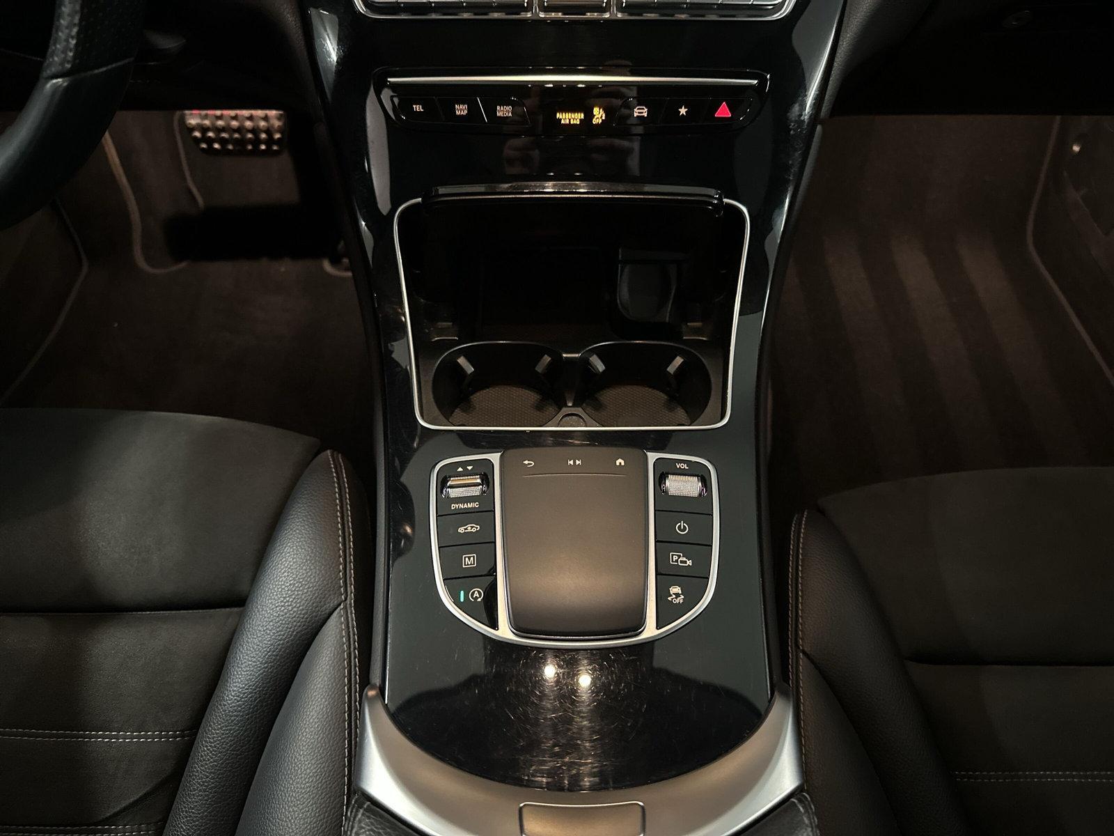 MERCEDES-BENZ GLC 300 d AMG Line 4 Matic-image-19