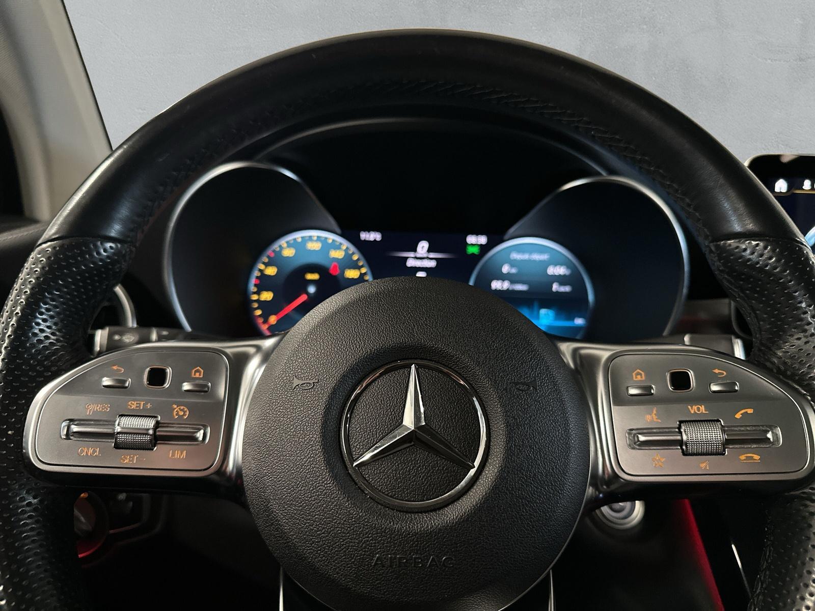 MERCEDES-BENZ GLC 300 d AMG Line 4 Matic-image-17