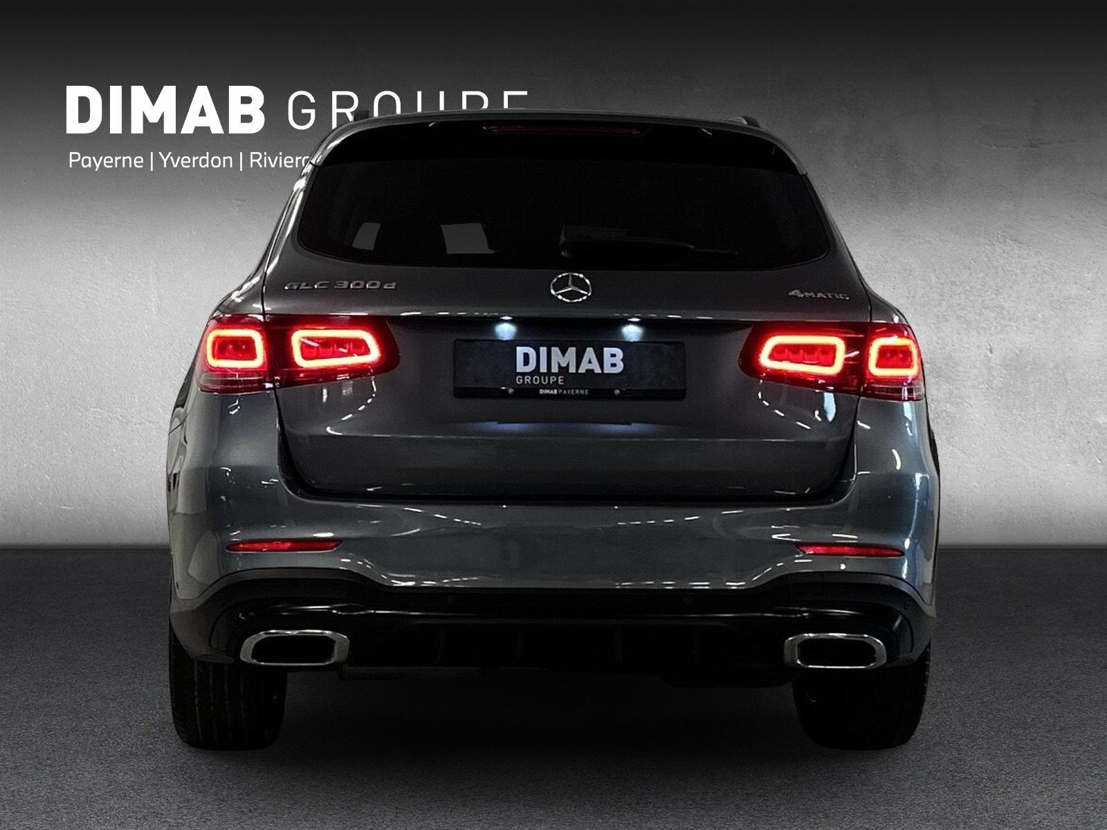 MERCEDES-BENZ GLC 300 d AMG Line 4 Matic-showroom-element-3