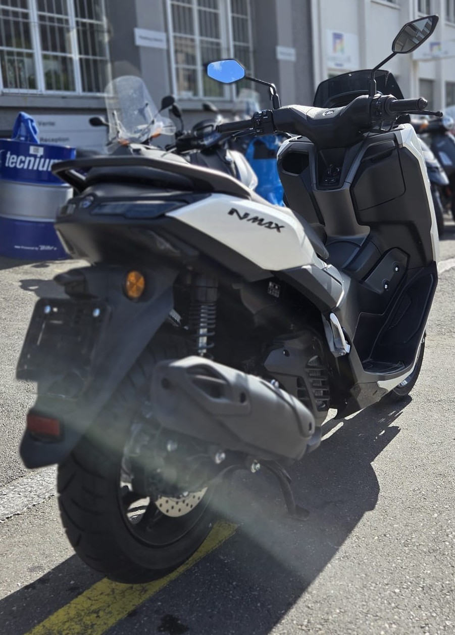 YAMAHA N-MAX 2025-image-3