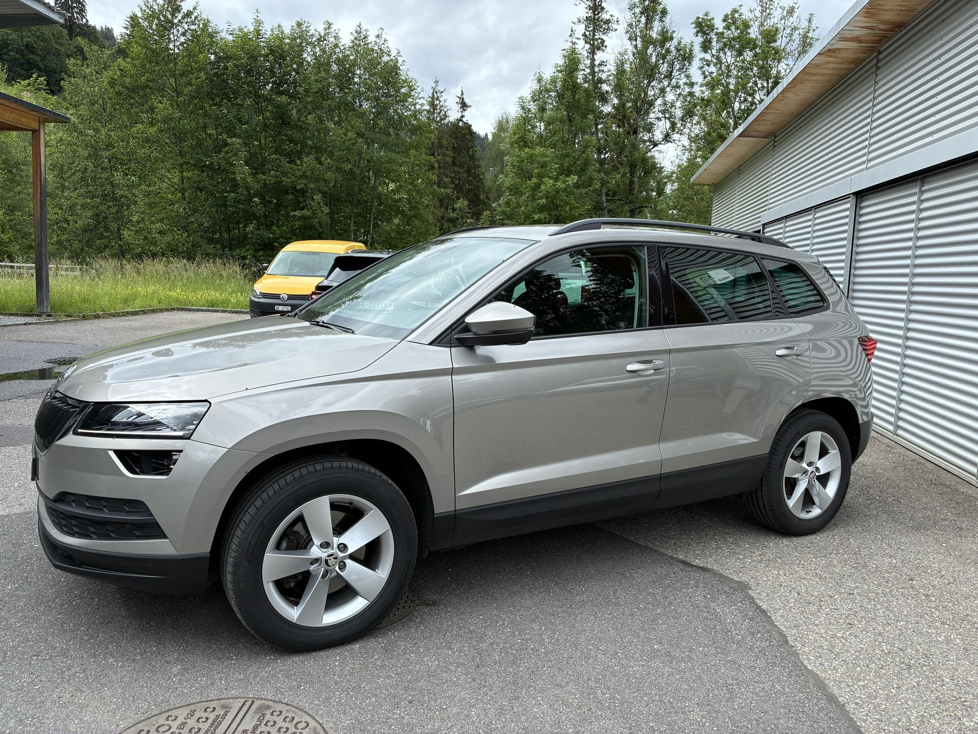 SKODA Karoq 2.0 TDI CR Ambition 4x4 DSG-image-1