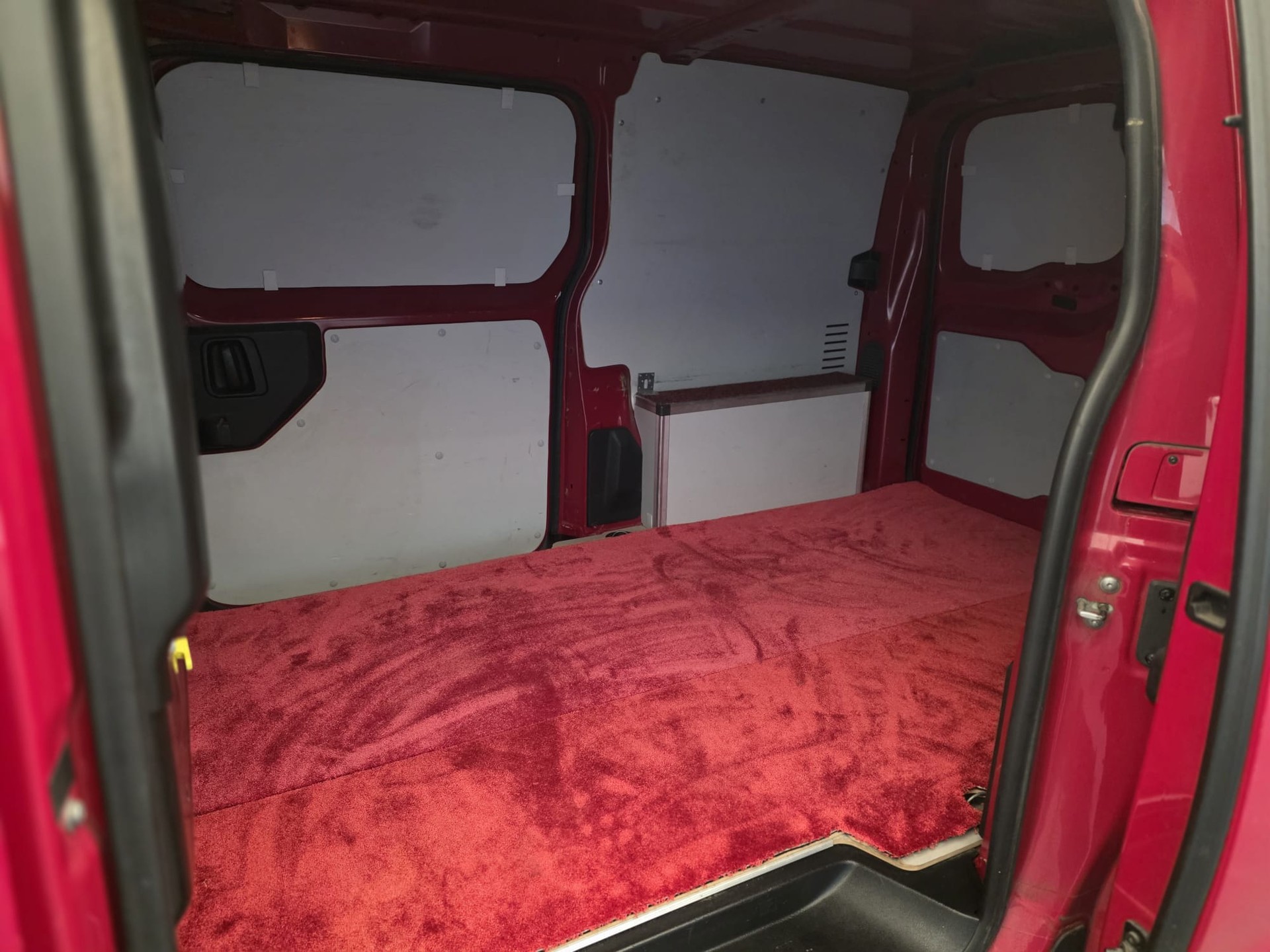 PEUGEOT Expert 1.6 BlueHDi 95 S&S Allure Standard ETG6-image-11