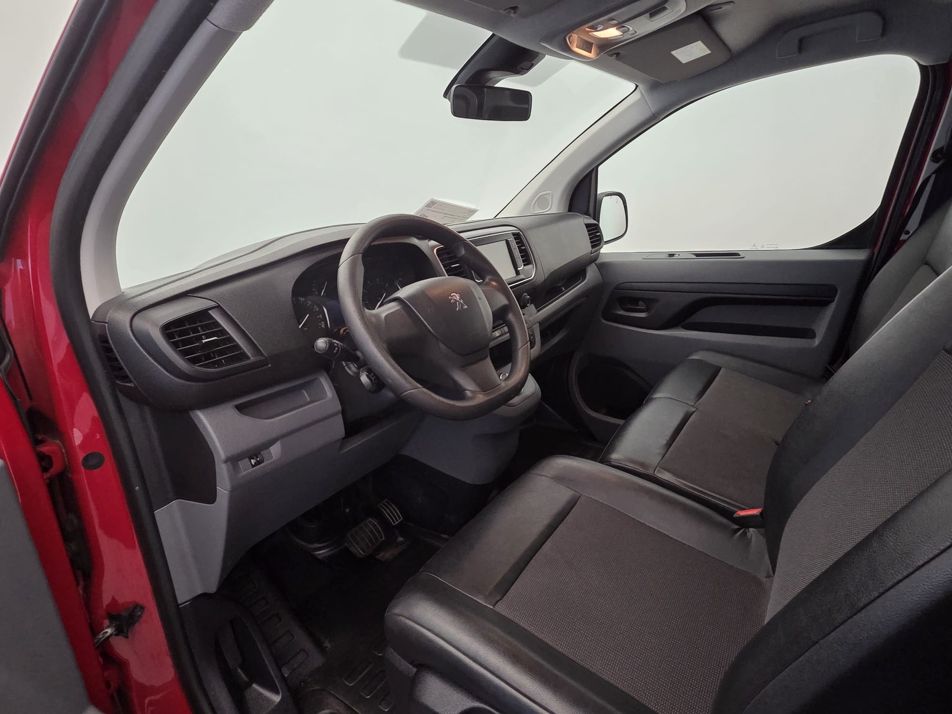 PEUGEOT Expert 1.6 BlueHDi 95 S&S Allure Standard ETG6-image-8