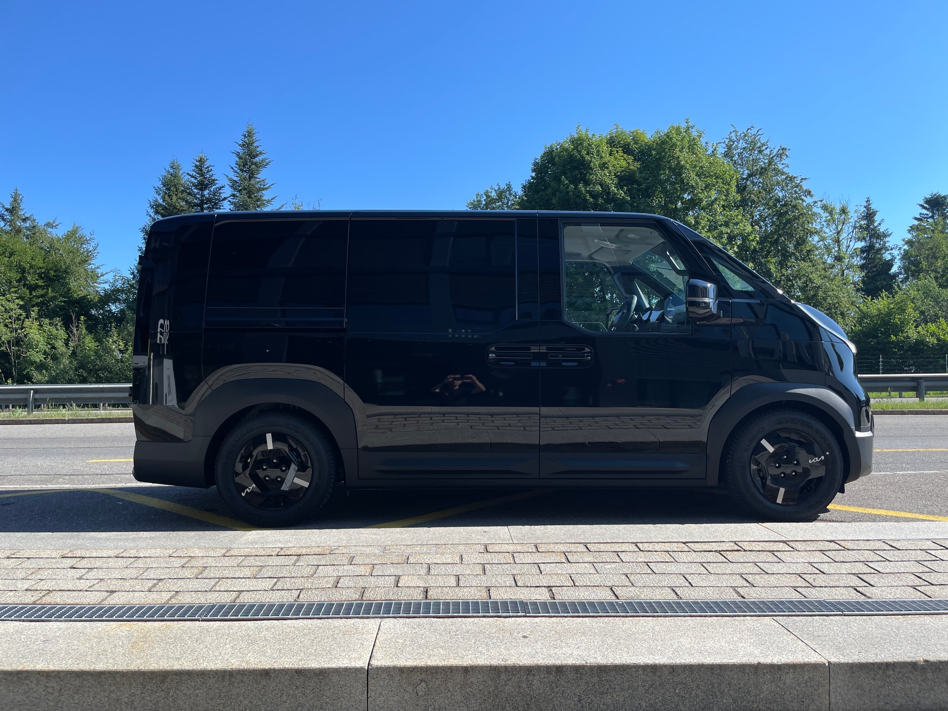 KIA PV5 Cargo 71.2 kWh Plus-showroom-element-3