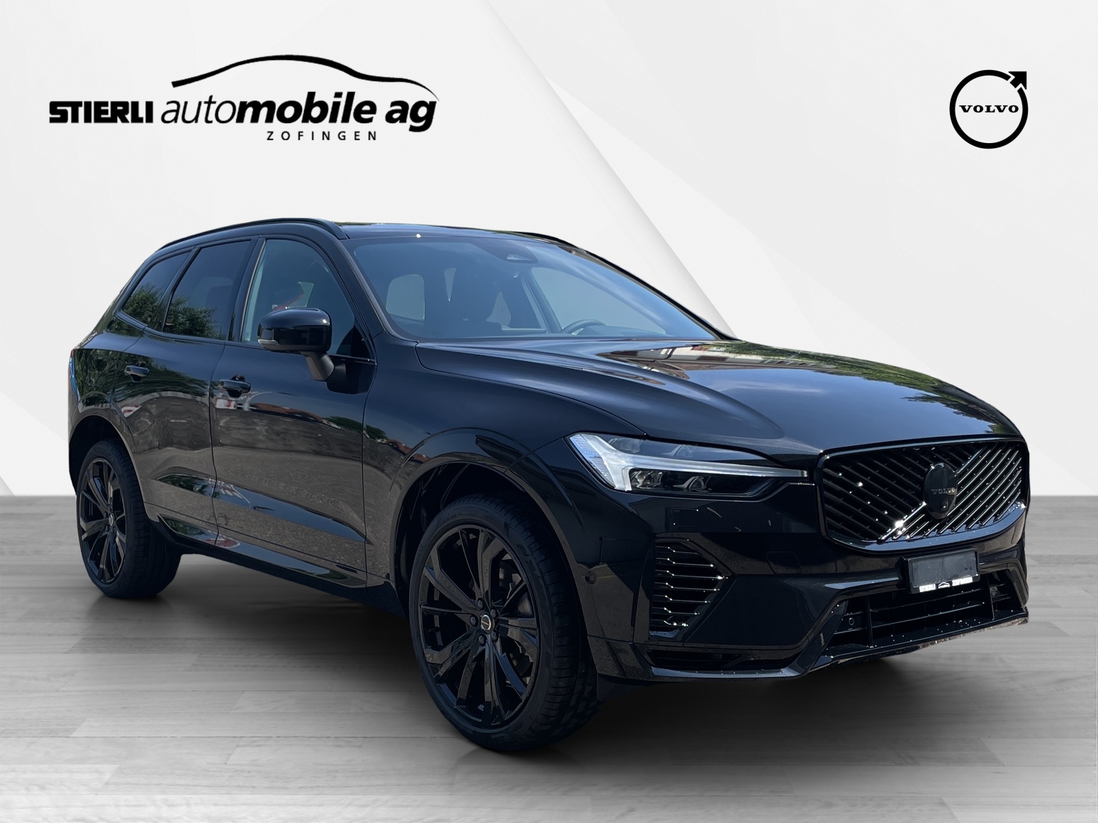 VOLVO XC60 2.0 T6 TE Black Edition eAWD-showroom-element-2