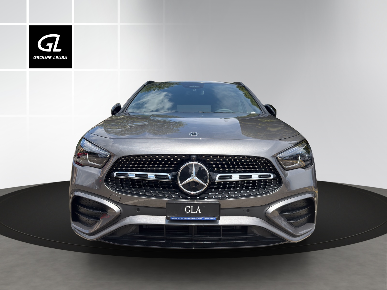 MERCEDES-BENZ GLA 250 4Matic 8G-DCT Swiss Star-showroom-element-1