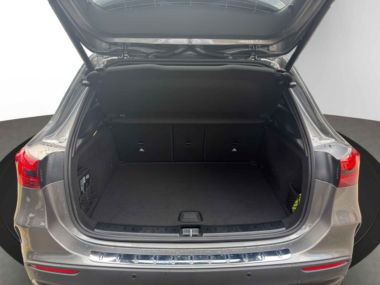 MERCEDES-BENZ GLA 250 4Matic 8G-DCT Swiss Star-image-5
