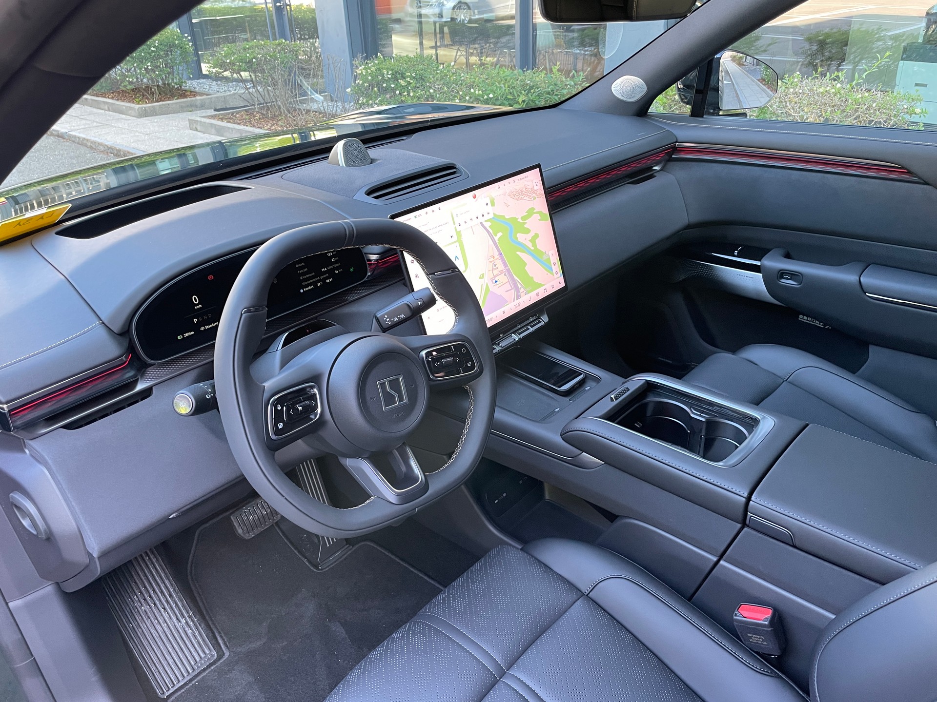 ZEEKR ZEEKR 7X 100kWh Privilege AWD mit Comfort und Cockpitpaket, AHK, Modell 2026-image-10