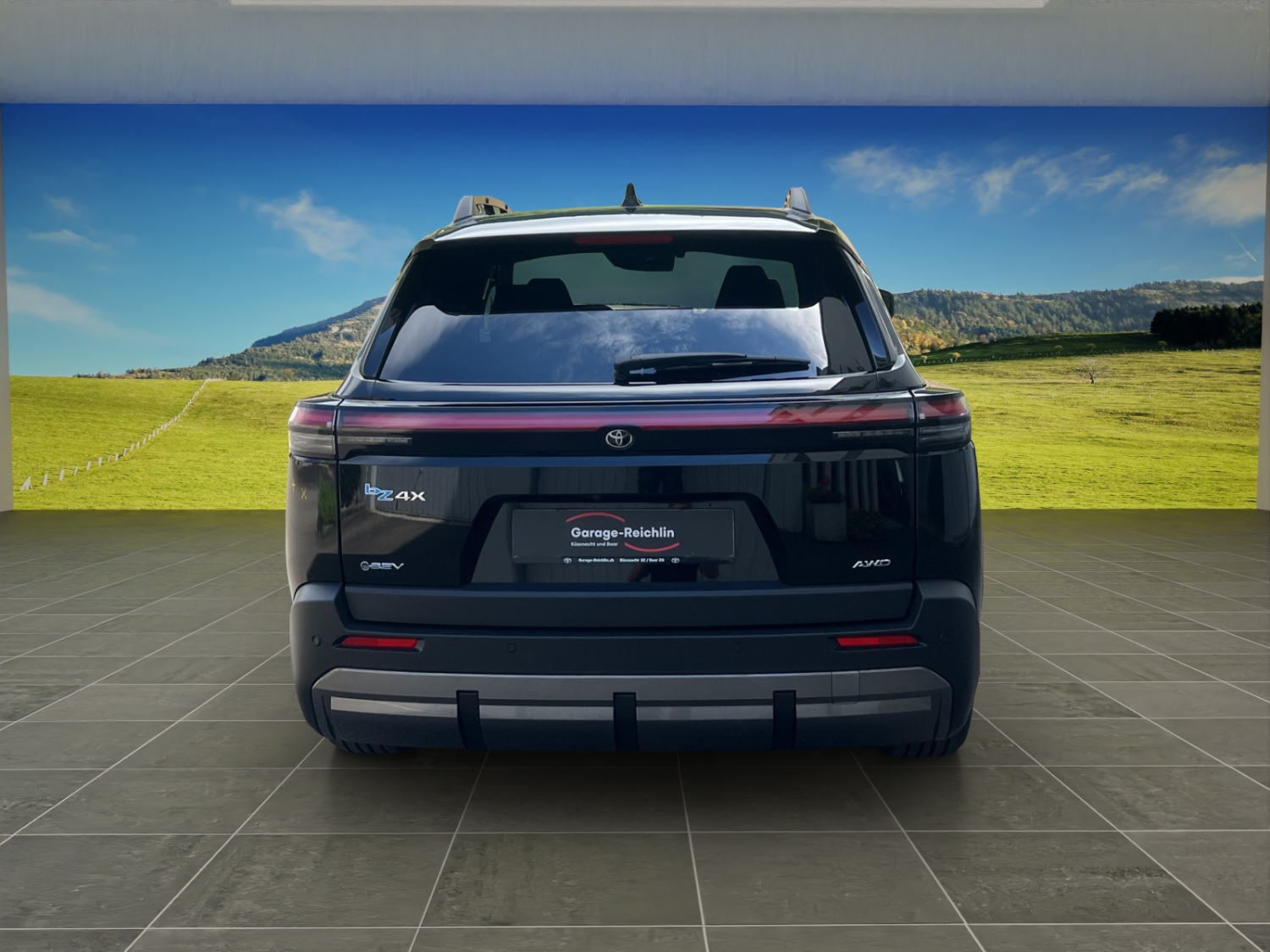 TOYOTA bZ4X Touring Premium AWD-showroom-element-3