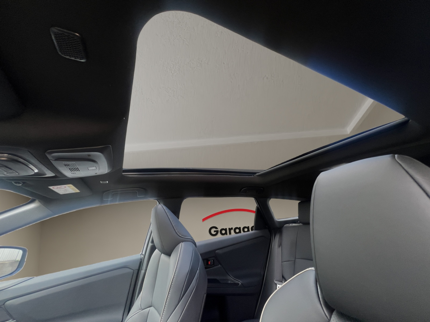 TOYOTA bZ4X Touring Premium AWD-image-9