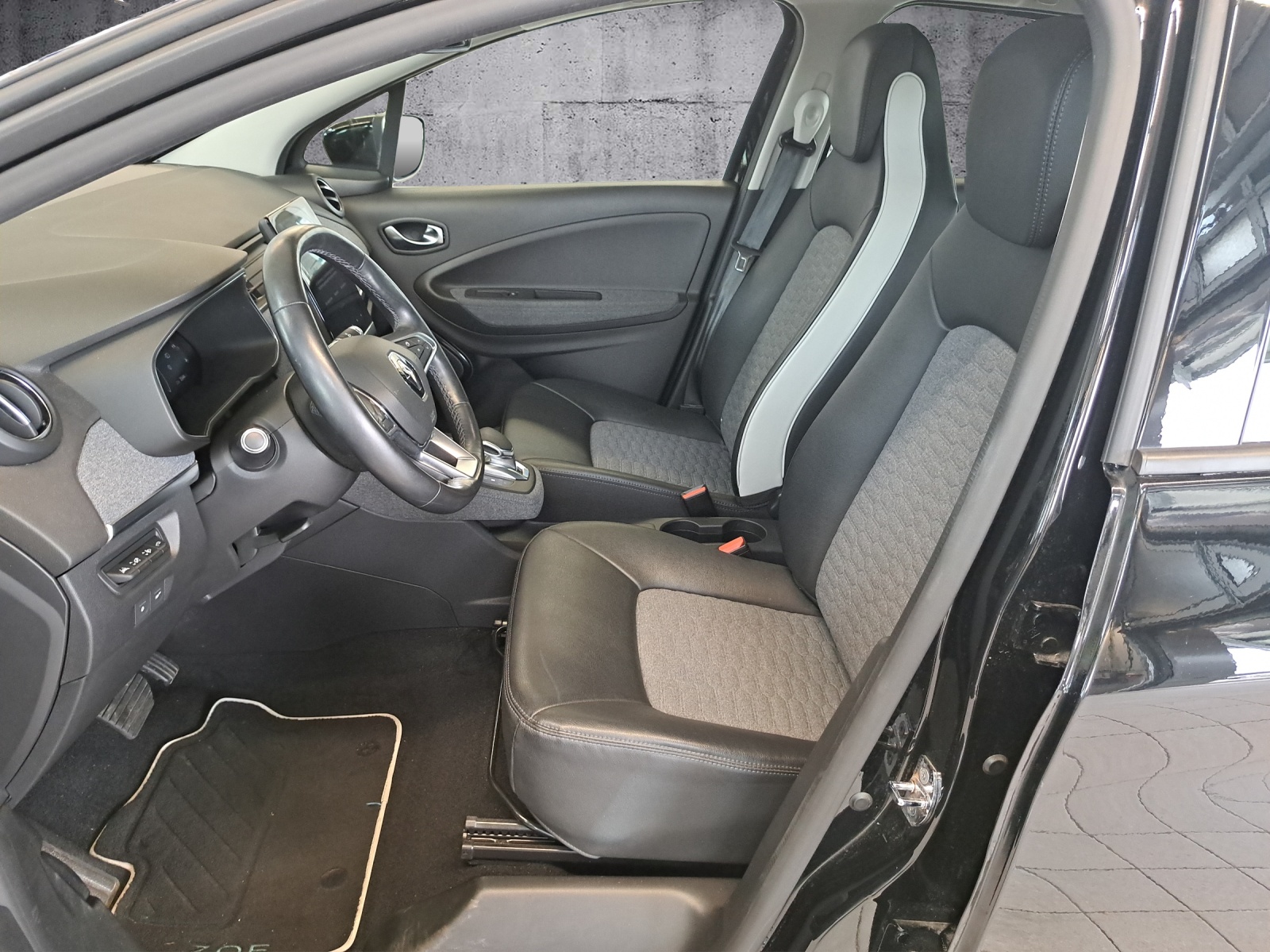 RENAULT Zoe FP R135 Intens inkl. Batte-image-8