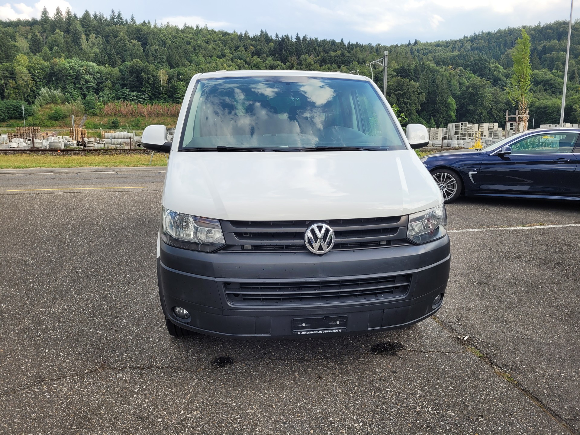 VW T5 2.0 TDI BMT 4Motion Transporter, 9 plätzer.