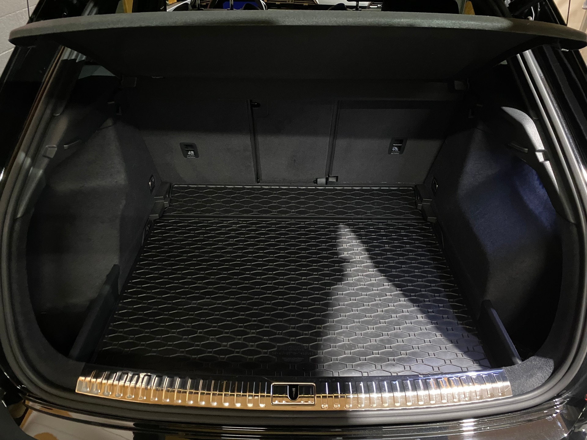 AUDI Q3 40 TFSI S line quattro S-tronic-image-24