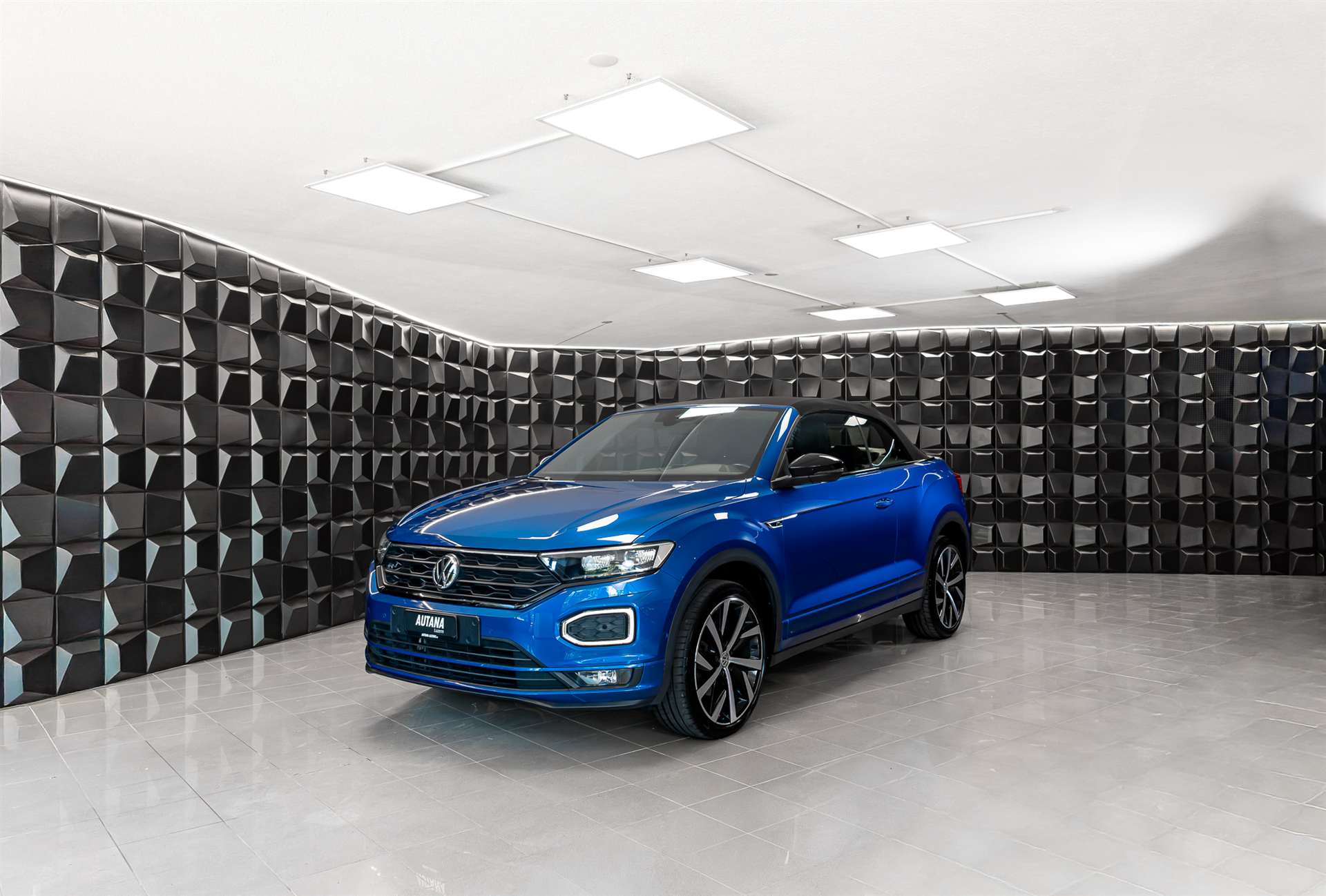 VW T-Roc Cabriolet 1.5 TSI EVO R-Line DSG-showroom-element-1