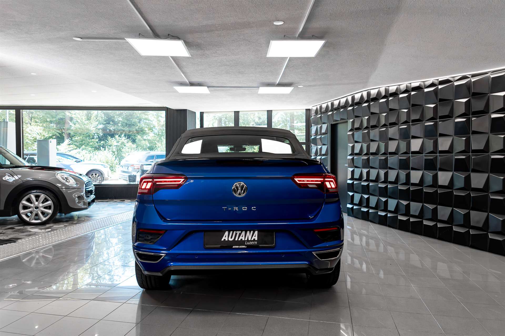 VW T-Roc Cabriolet 1.5 TSI EVO R-Line DSG-image-8