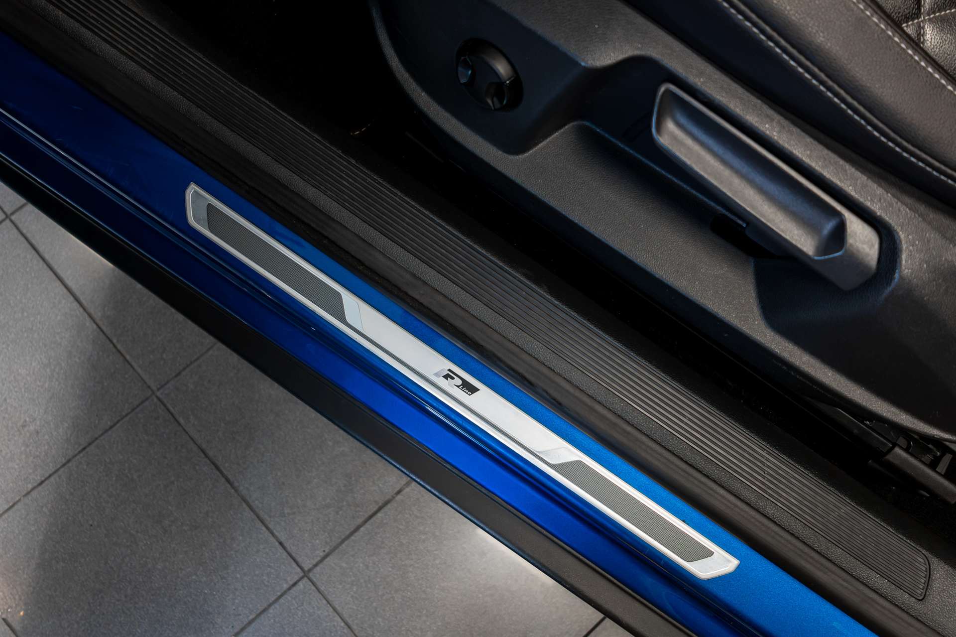 VW T-Roc Cabriolet 1.5 TSI EVO R-Line DSG-image-14