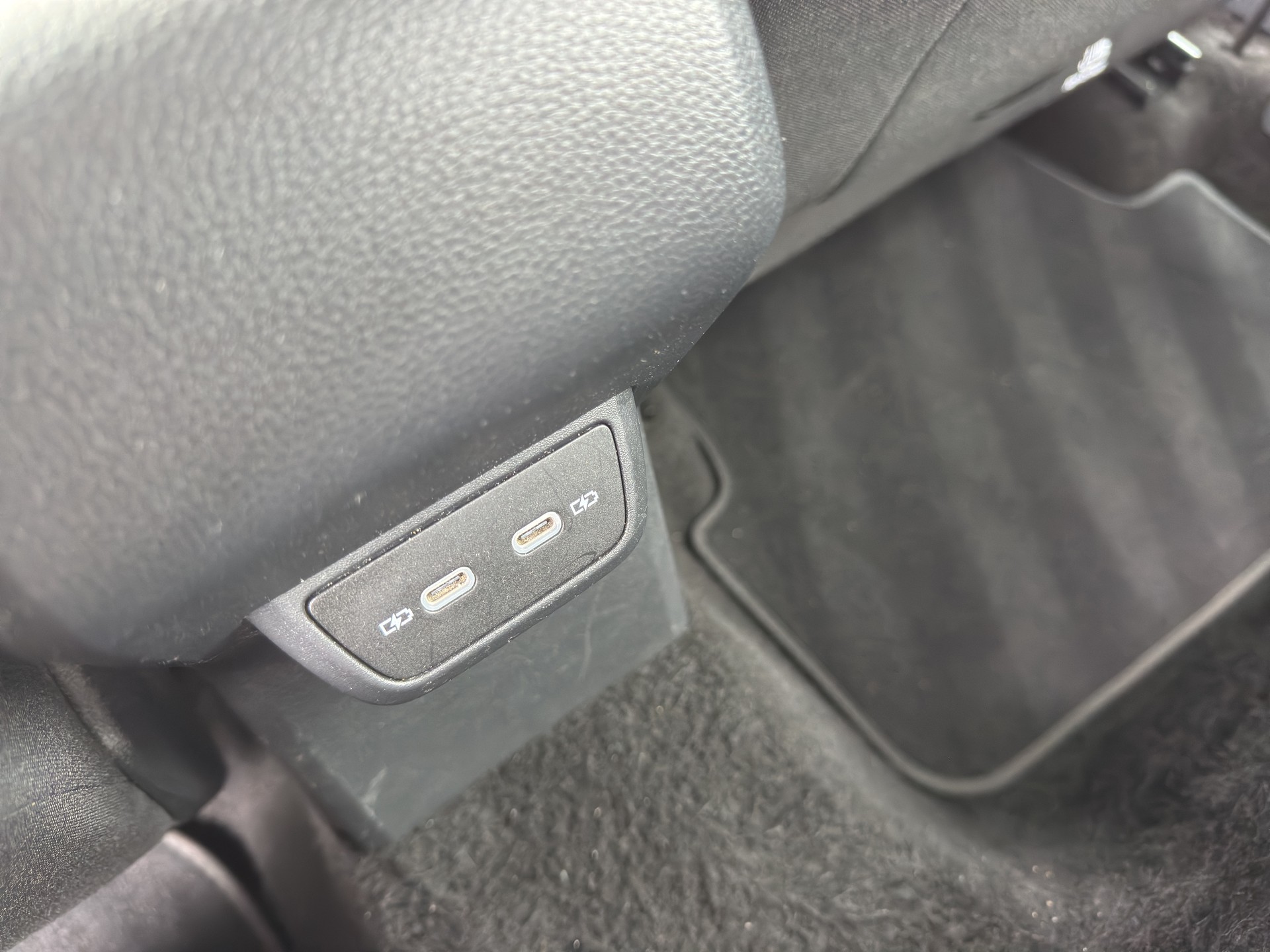 VW Taigo 1.0 TSI Life-image-12