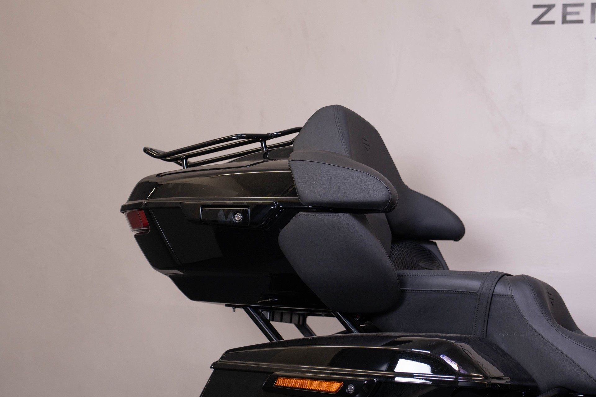 HARLEY-DAVIDSON FLTRXL Road Glide Limited 117i-image-6
