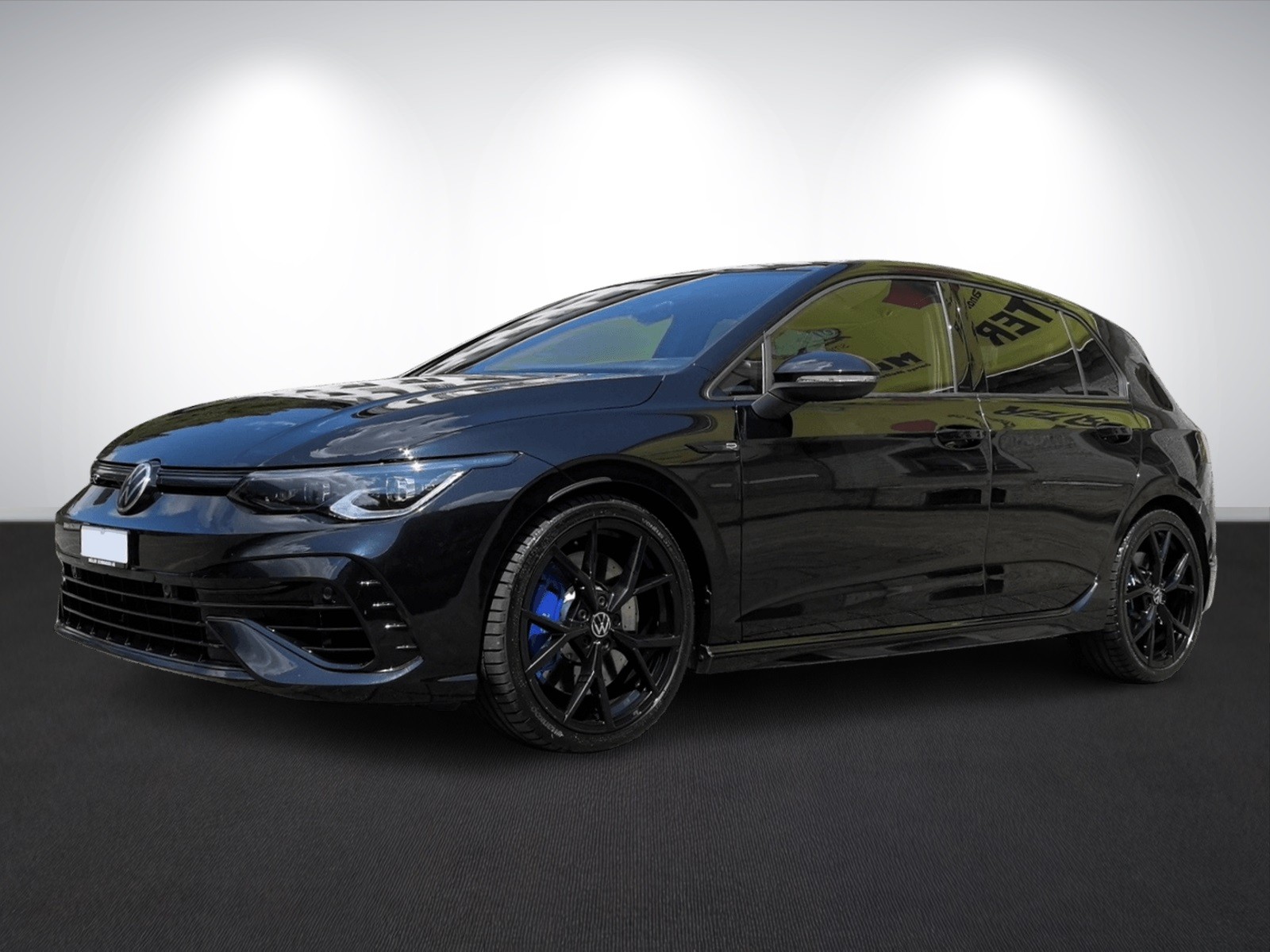 VW Golf 2.0 TSI R DSG 4Motion-showroom-element-2