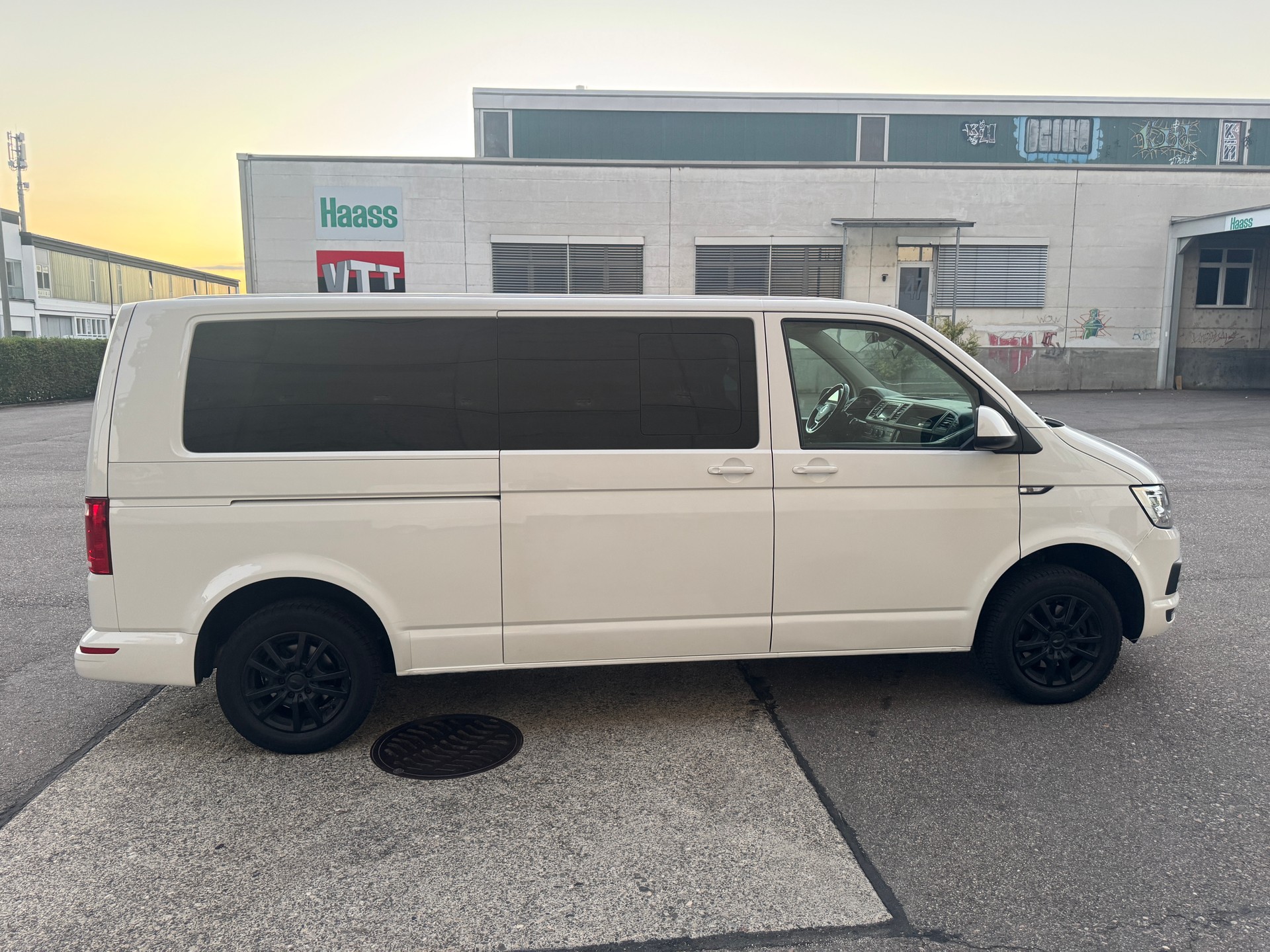 VW VW T6, 2.0 TDI-image-12