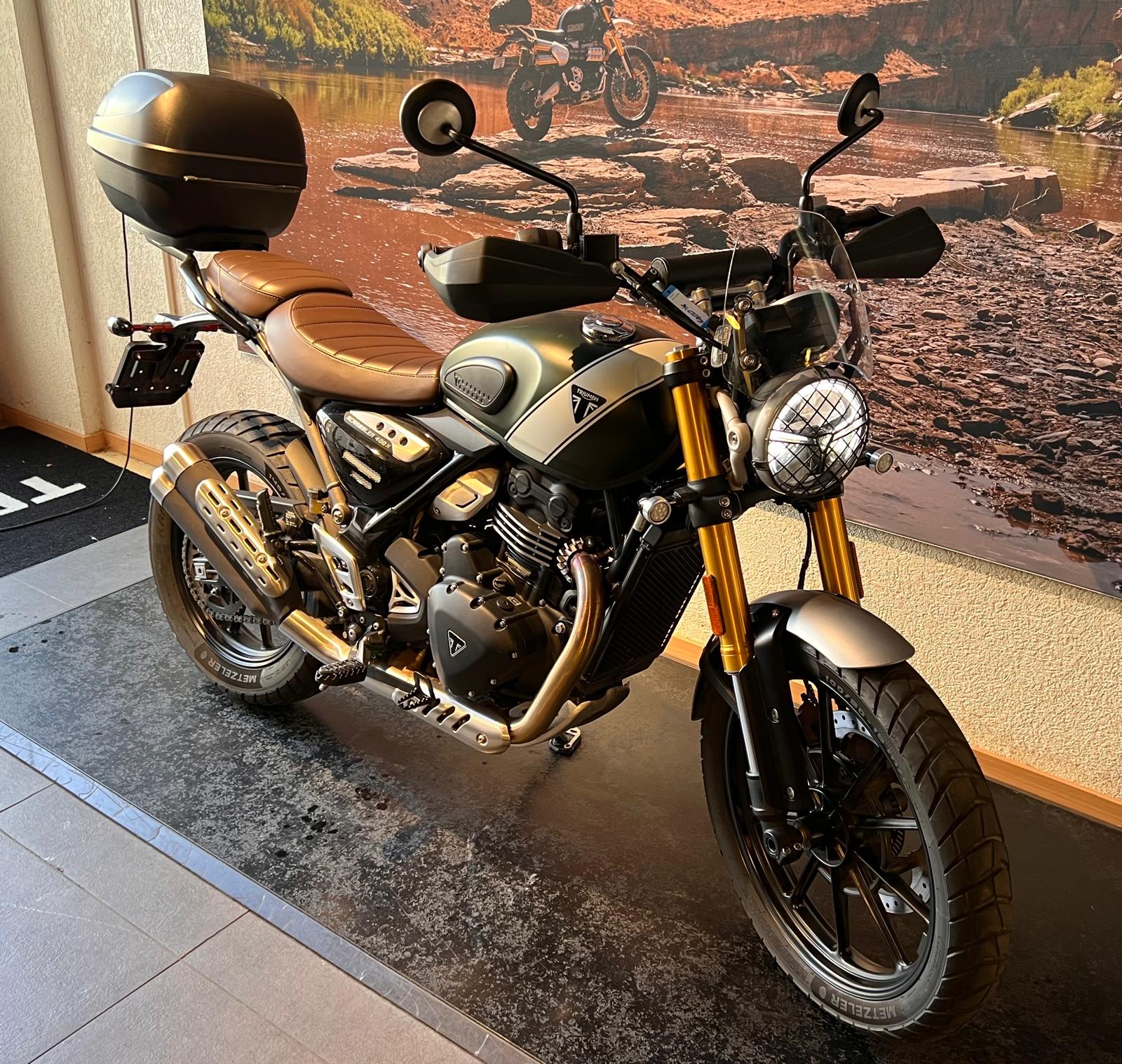 TRIUMPH Scrambler-showroom-element-1
