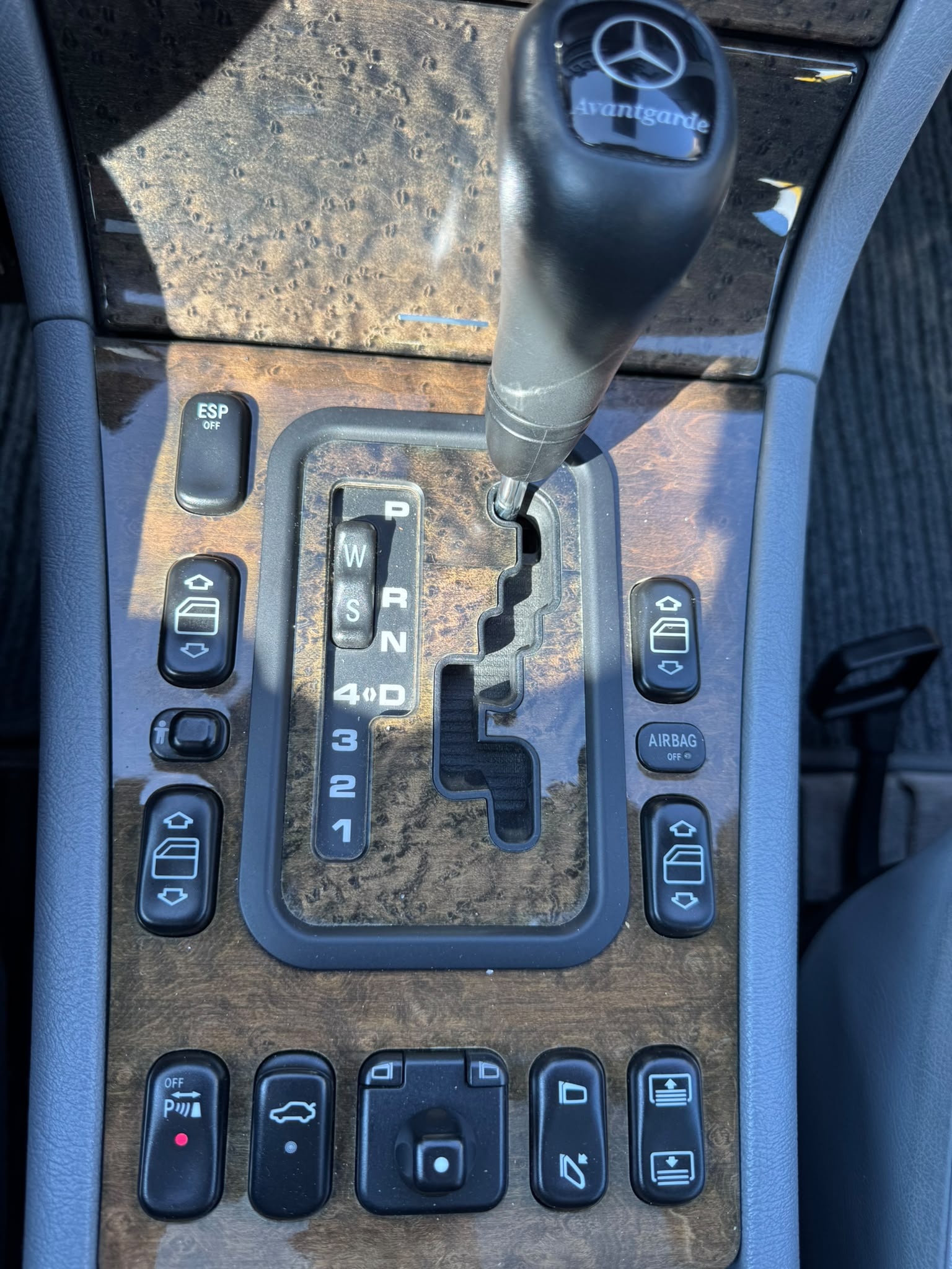MERCEDES-BENZ E 430 Avantgarde Automatic-image-14
