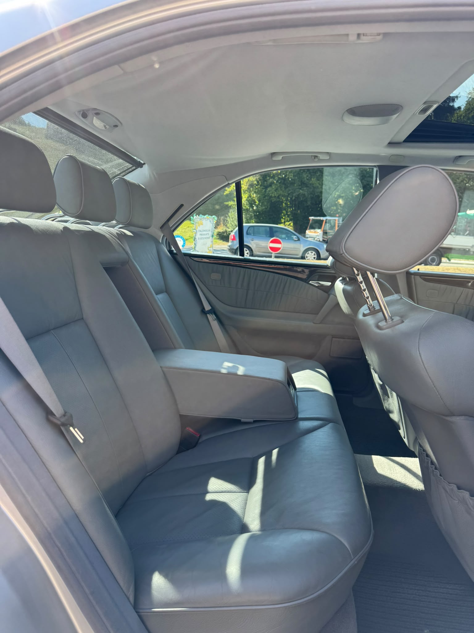 MERCEDES-BENZ E 430 Avantgarde Automatic-image-10