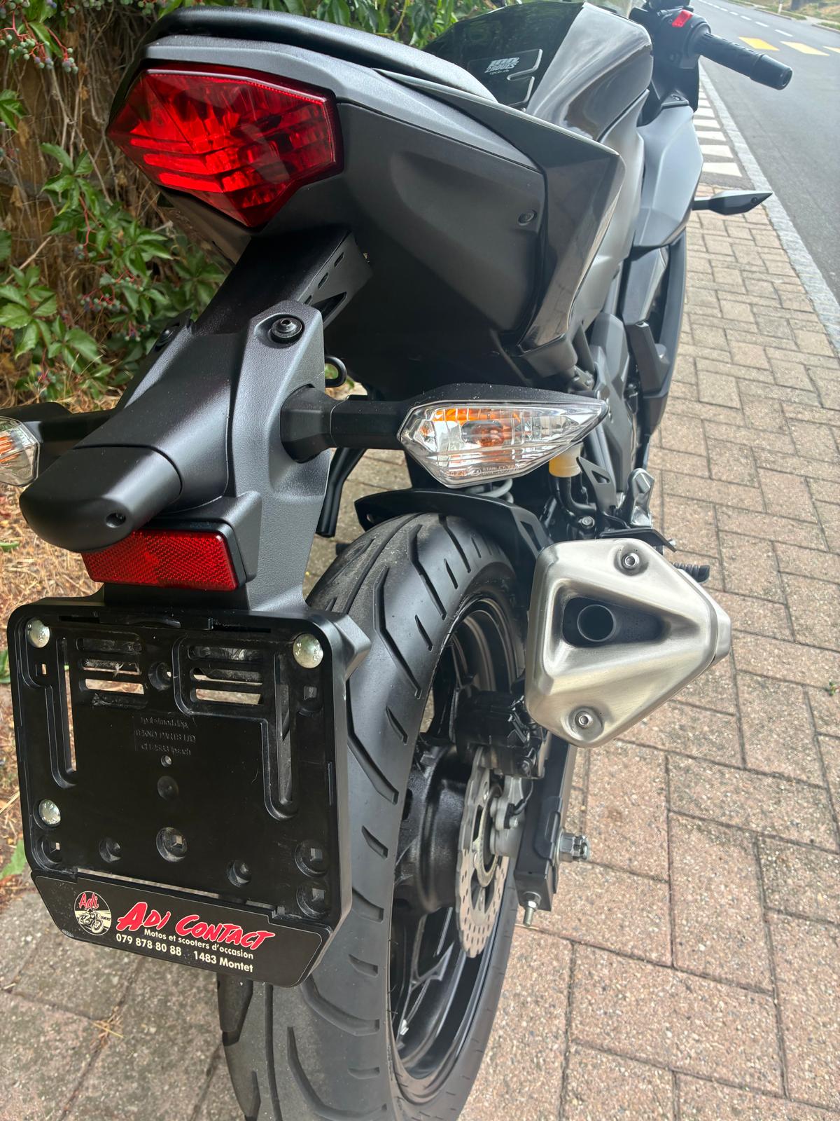 KAWASAKI Ninja 125-image-9