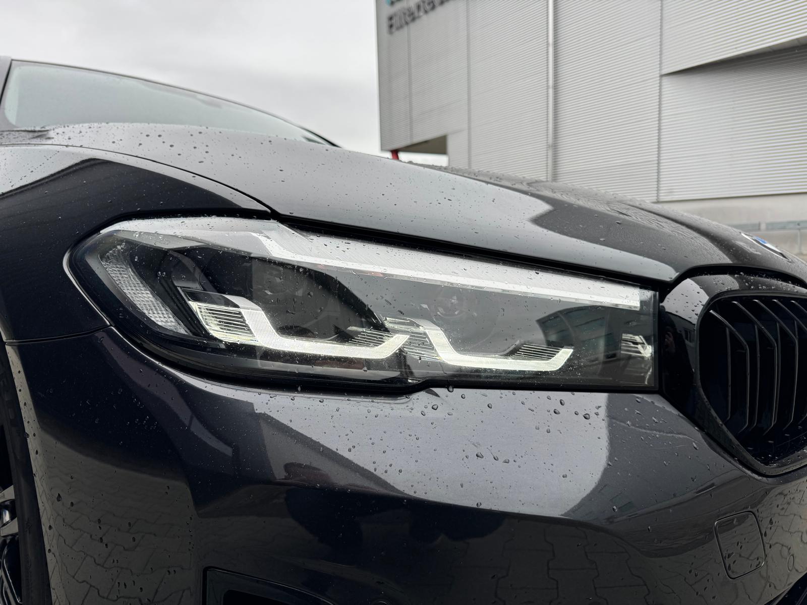 BMW 520d xDrive Steptronic-image-7