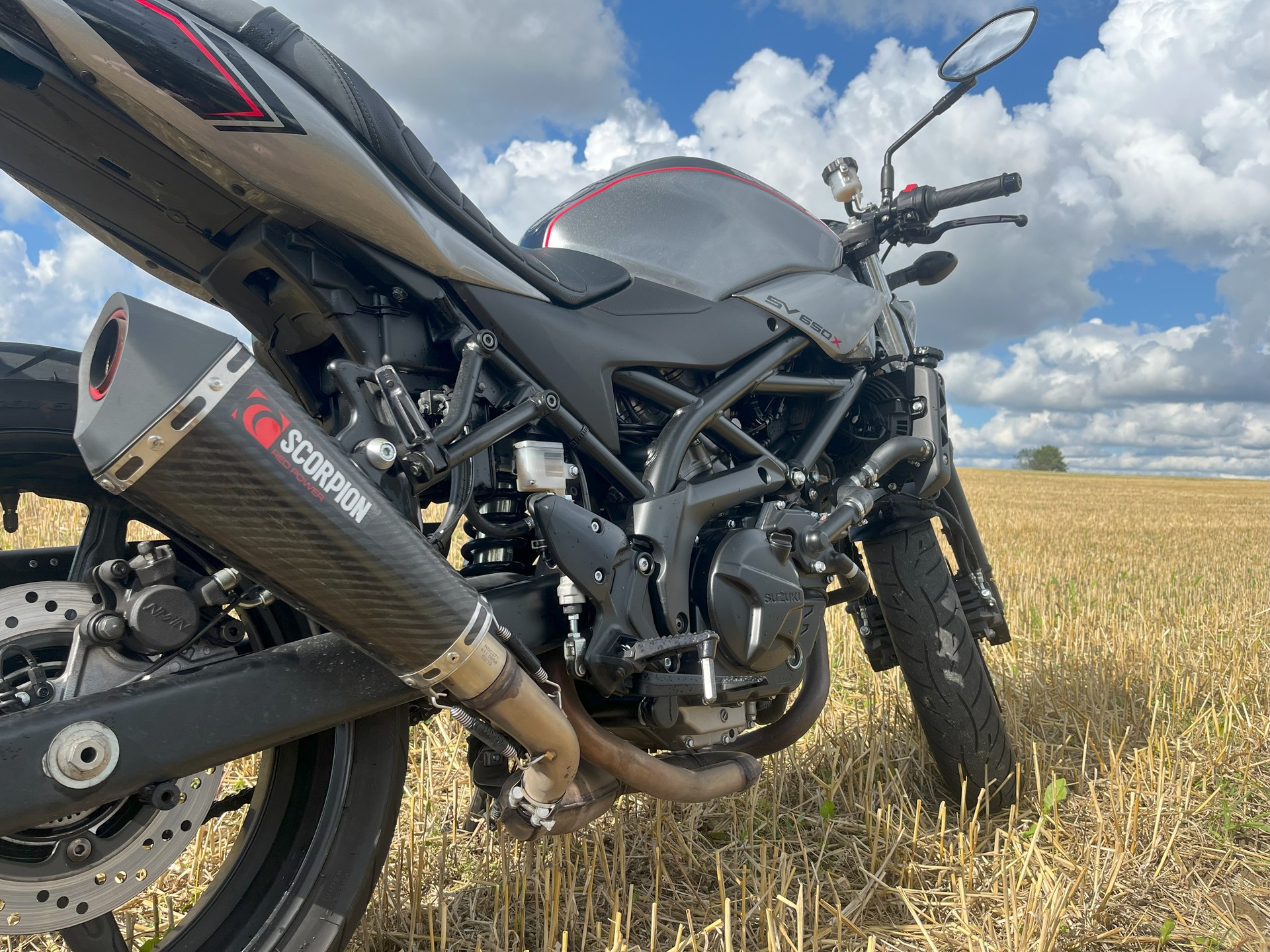 SUZUKI SV 650 XA ABS L8-image-1