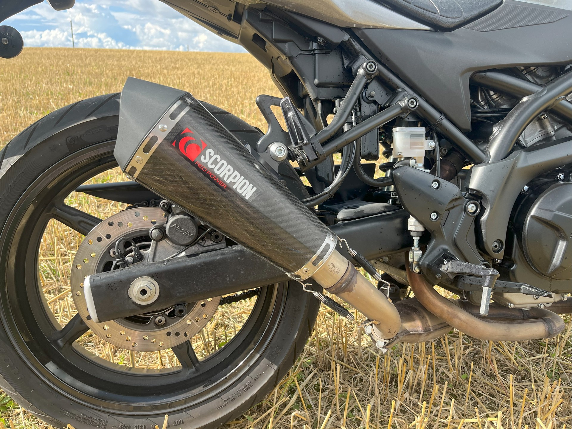 SUZUKI SV 650 XA ABS L8-image-2