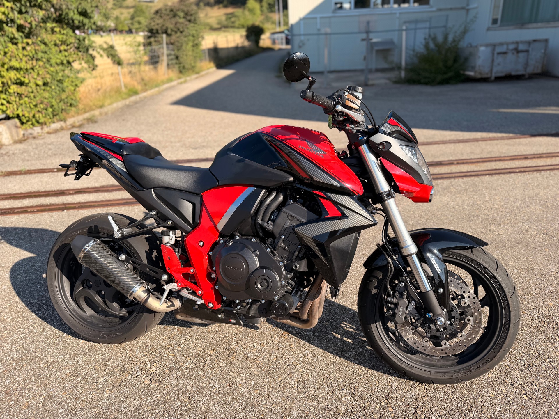 HONDA CB 1000 R ABS-image-1