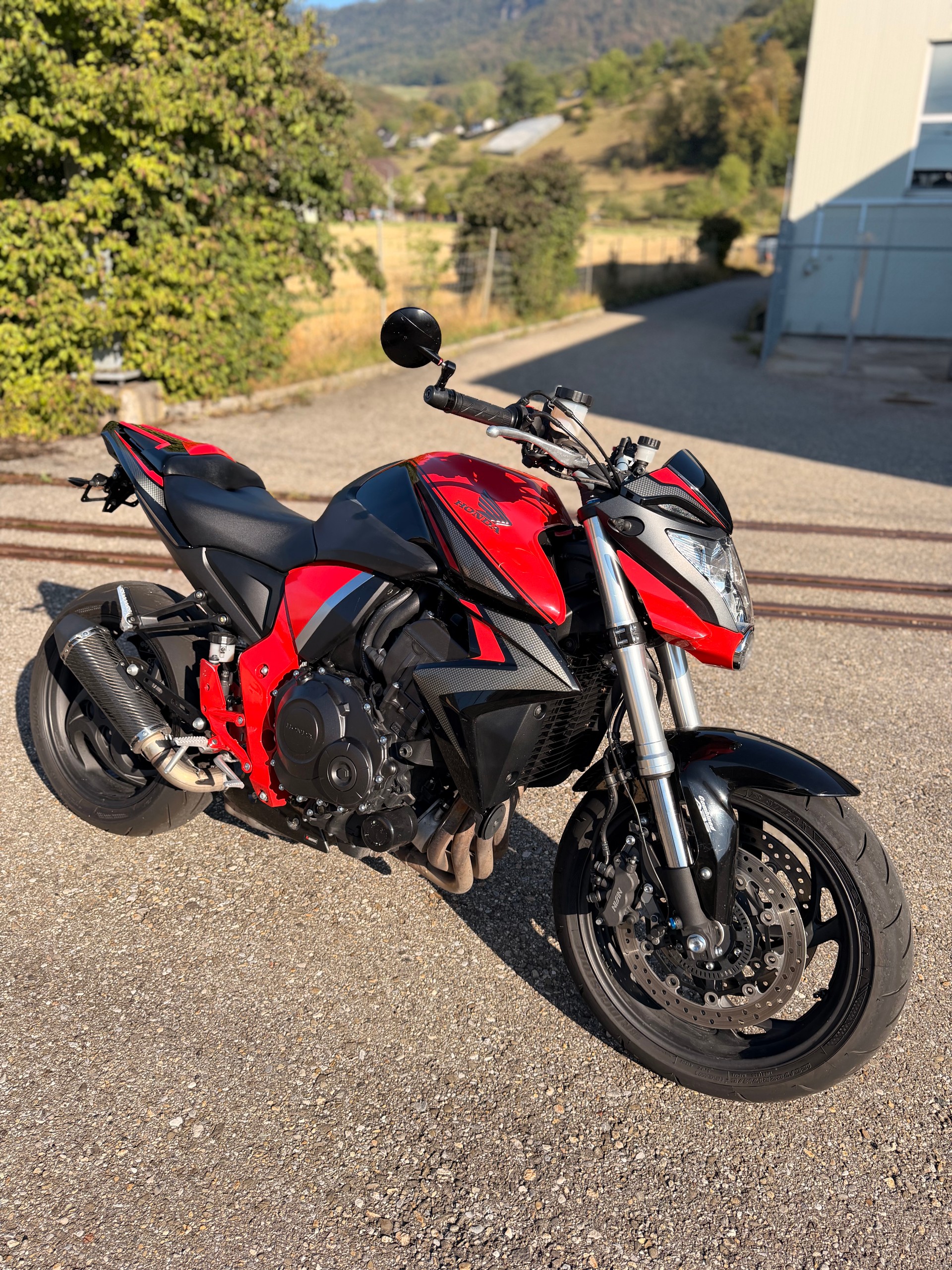 HONDA CB 1000 R ABS-image-2