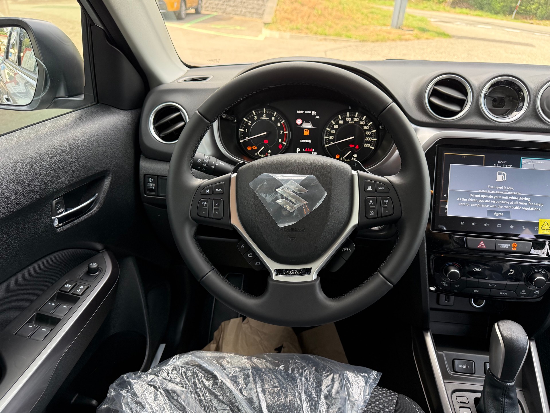 SUZUKI Vitara 1.4 Boosterjet Piz Sulai 4x4 Hybrid-image-11
